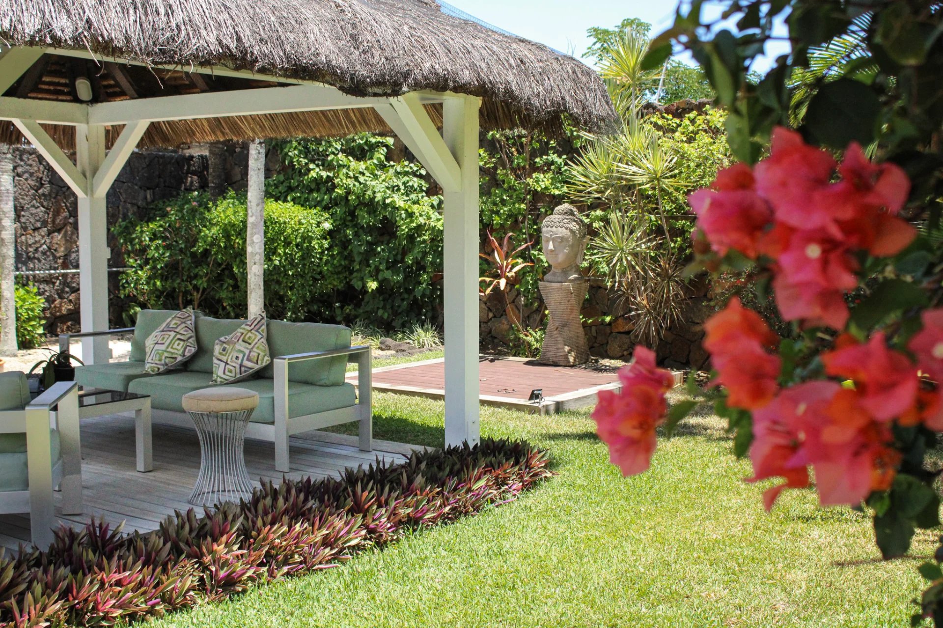 GRAND BAIE - Villa - 5  bedrooms - picture 13 title=