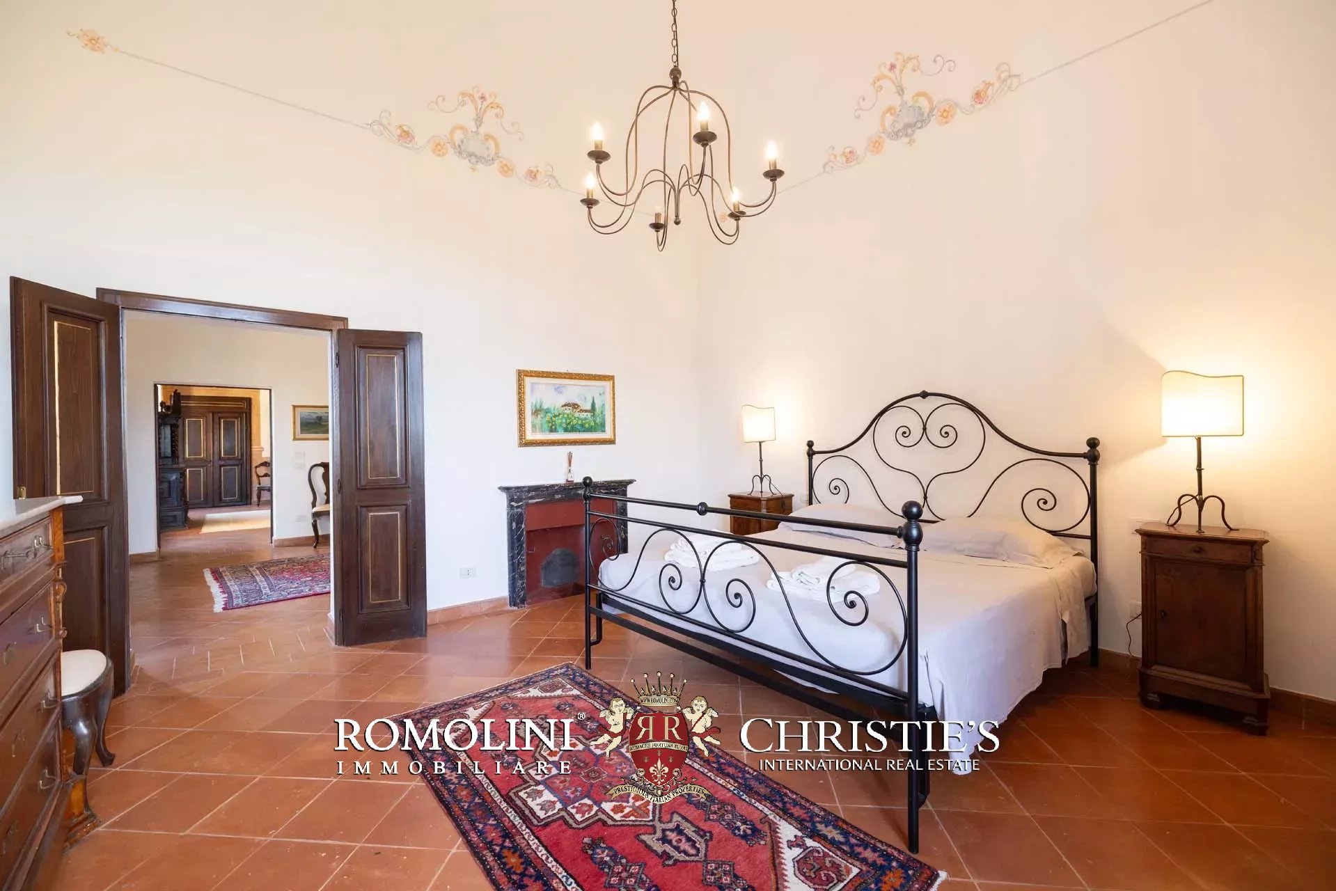 37 Bedroom Villa/Townhouse's Image 125