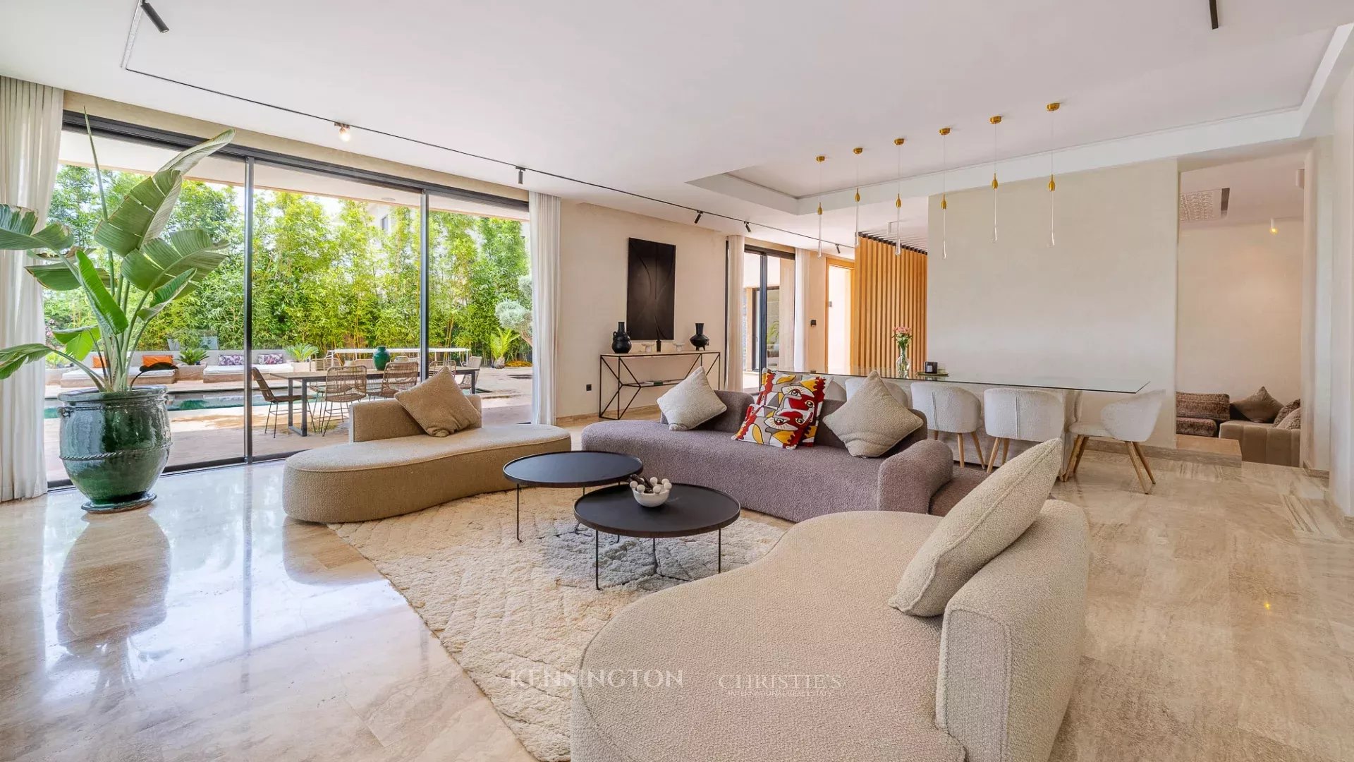 5 Bedroom Villa/Townhouse's Image 16