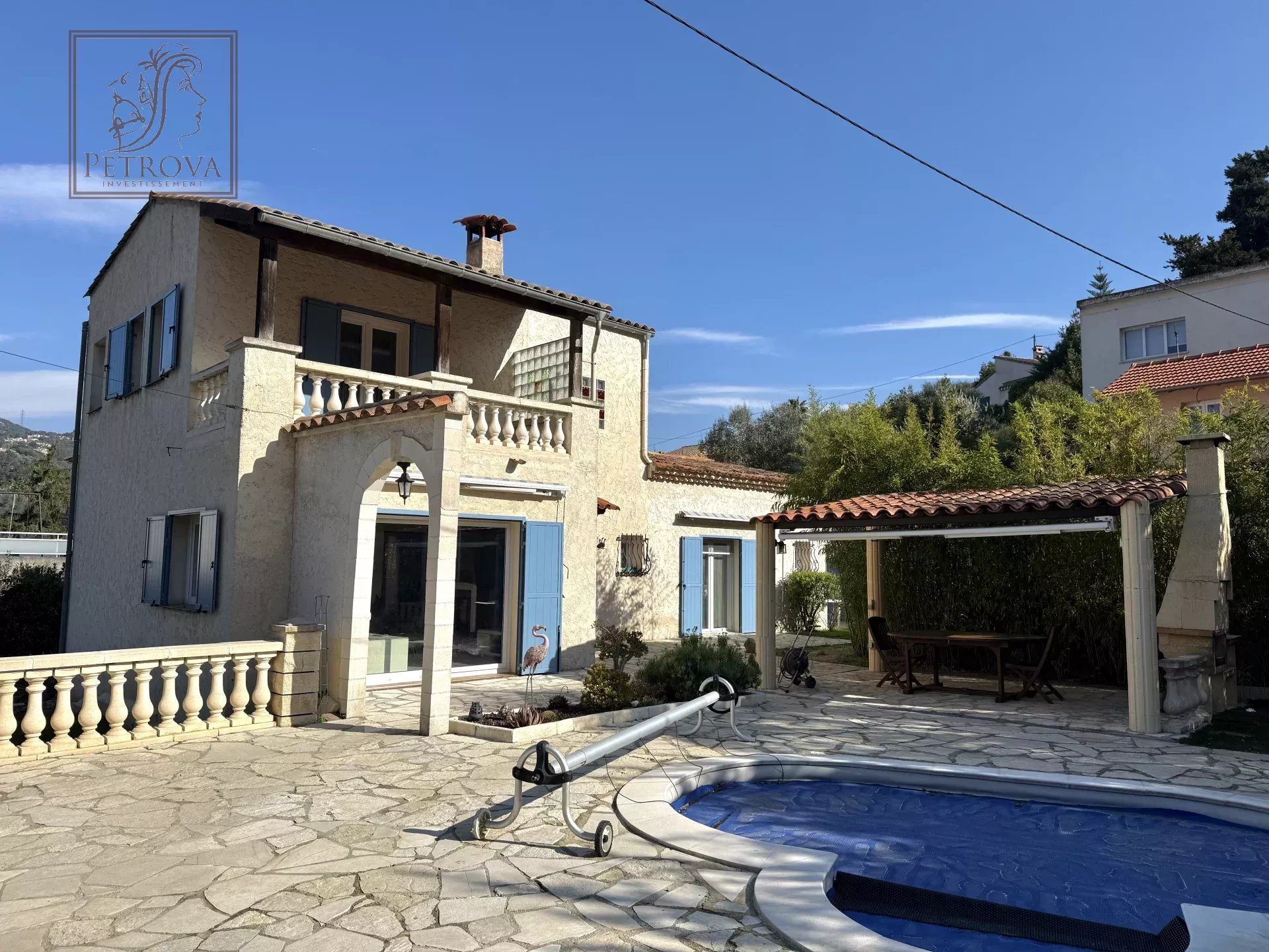 Agence immobilière de 