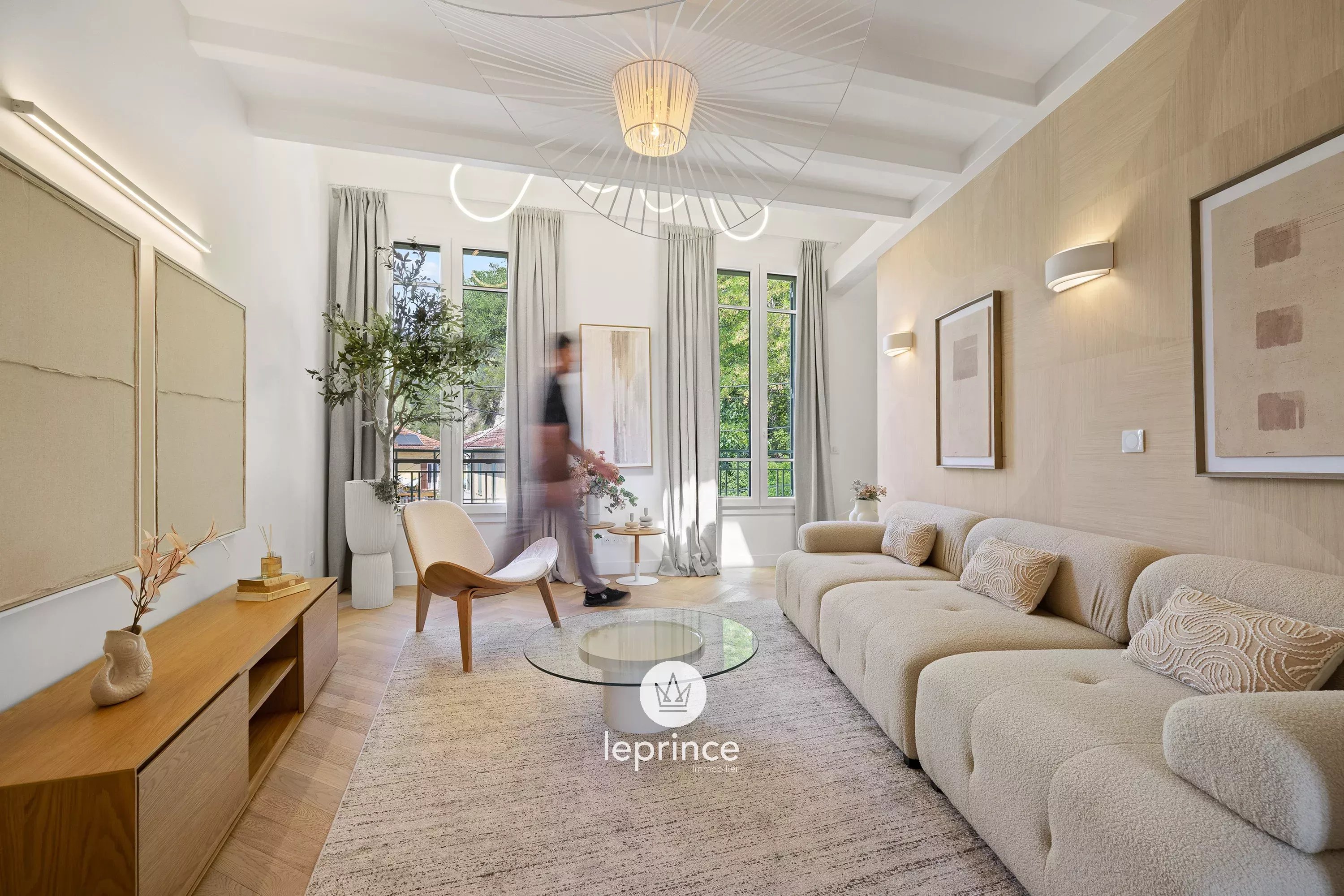 Agence immobilière de 