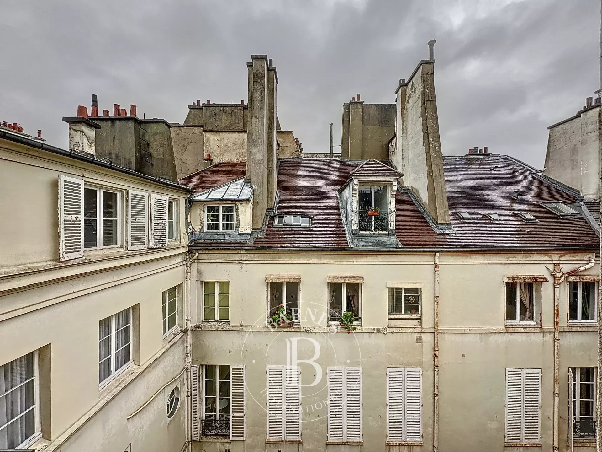 Daire Paris 4ème - picture 16