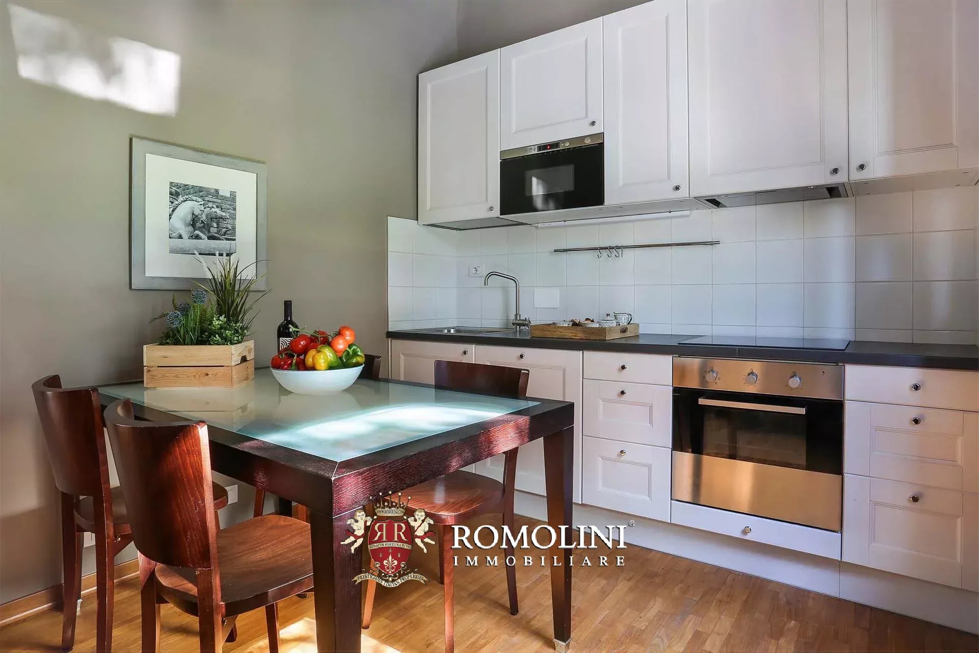 25 Bedroom Vineyard's Image 81