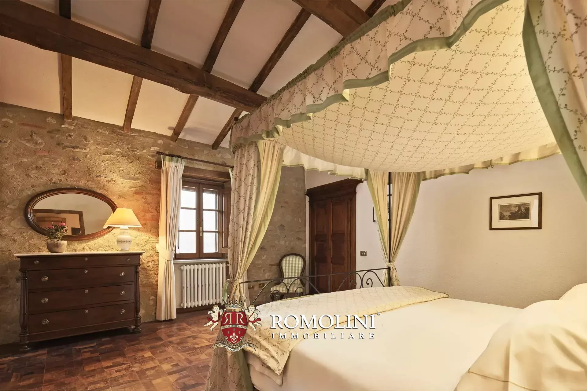 15 Bedroom Villa/Townhouse's Image 73