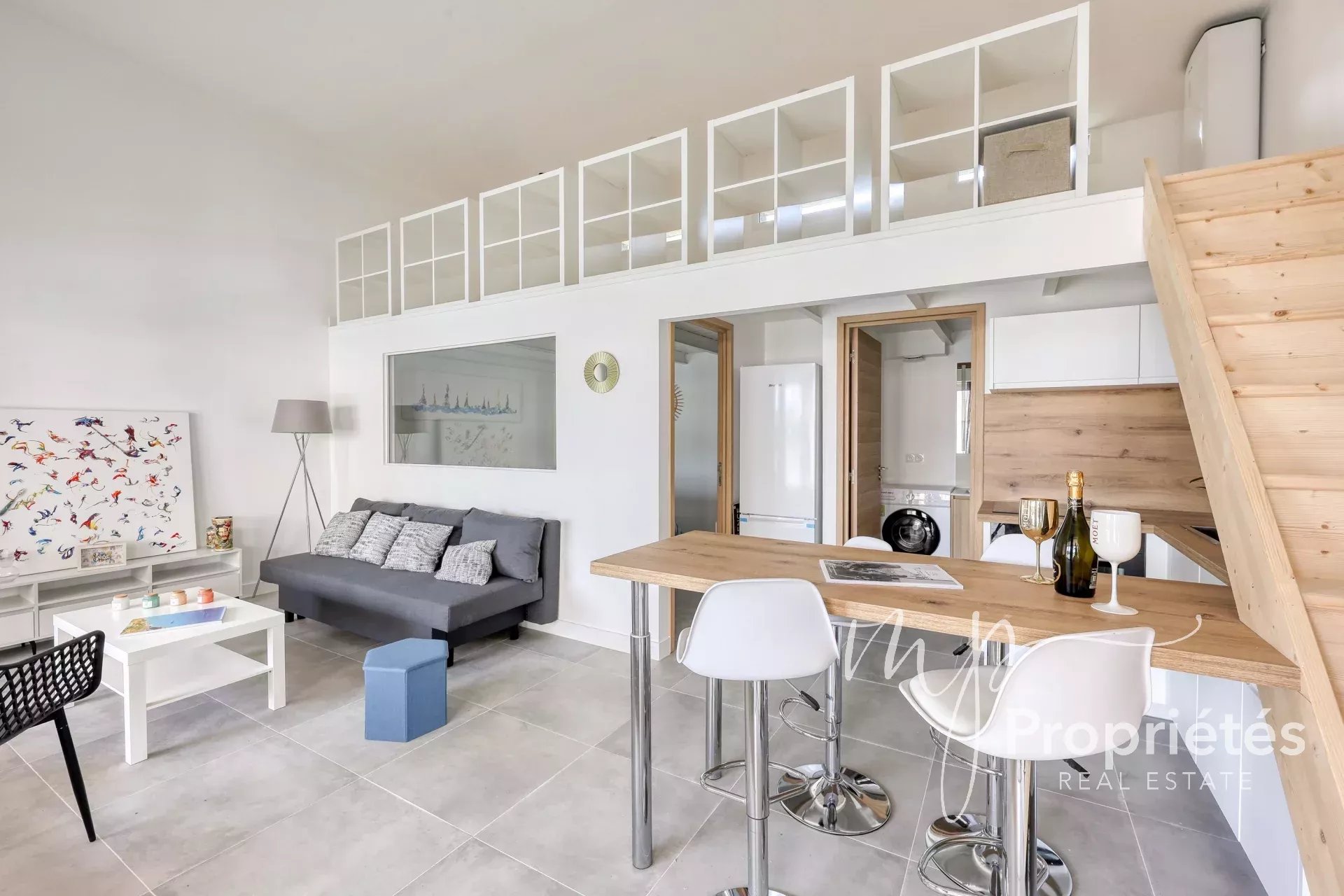 Agence immobilière de 