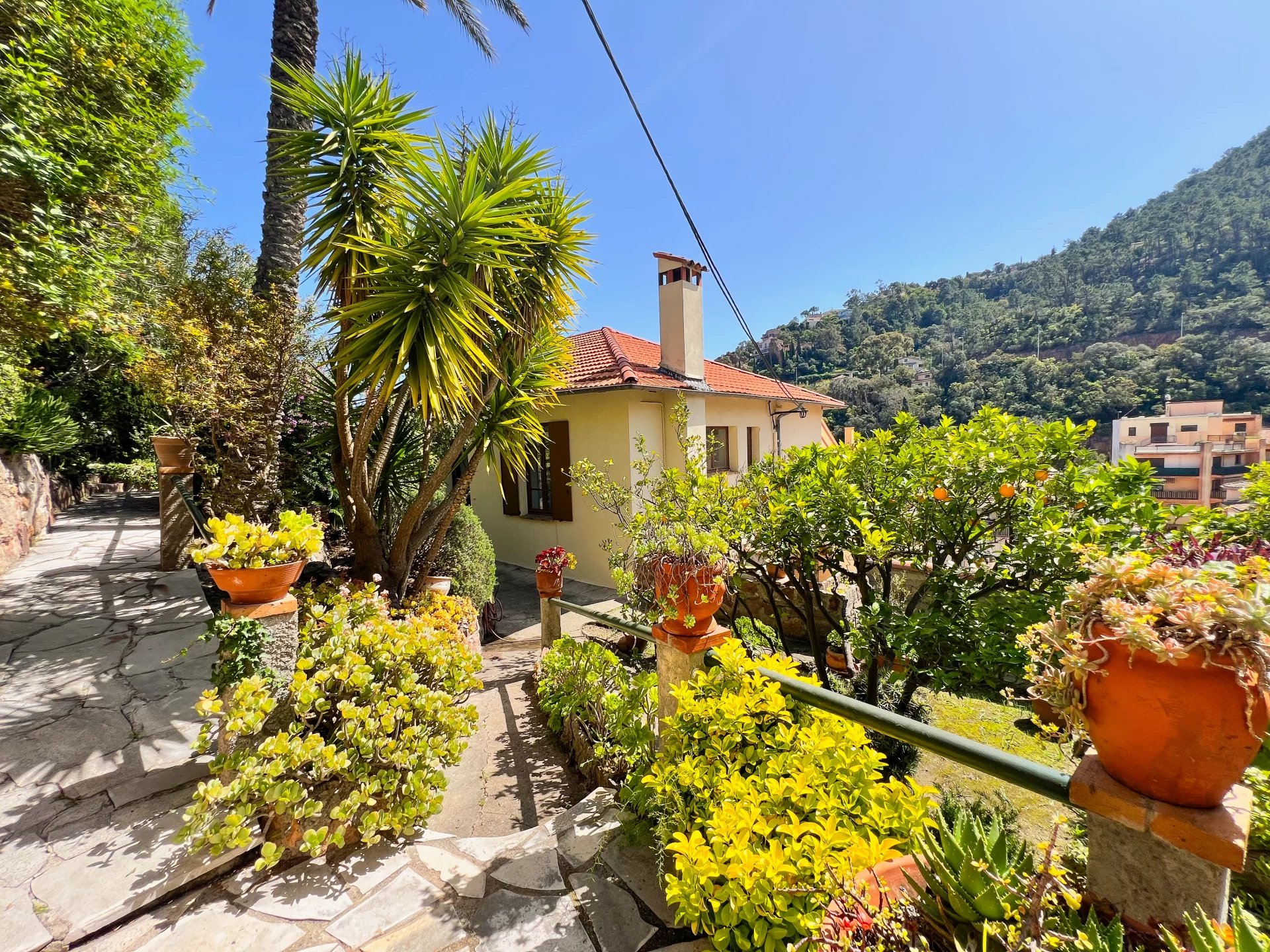 Village house in the heart of Theoule