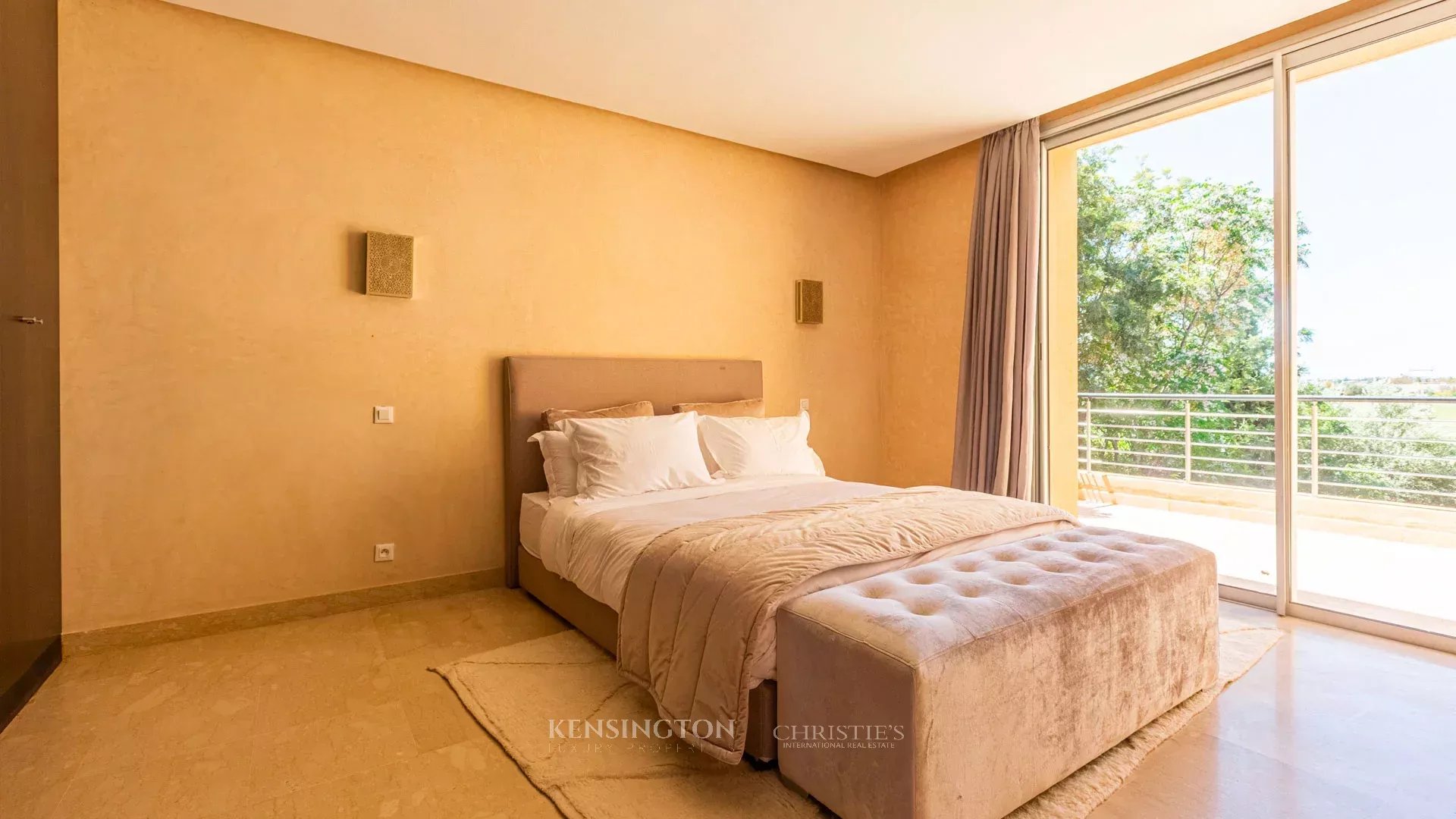 4 Bedroom Villa/Townhouse's Image 20