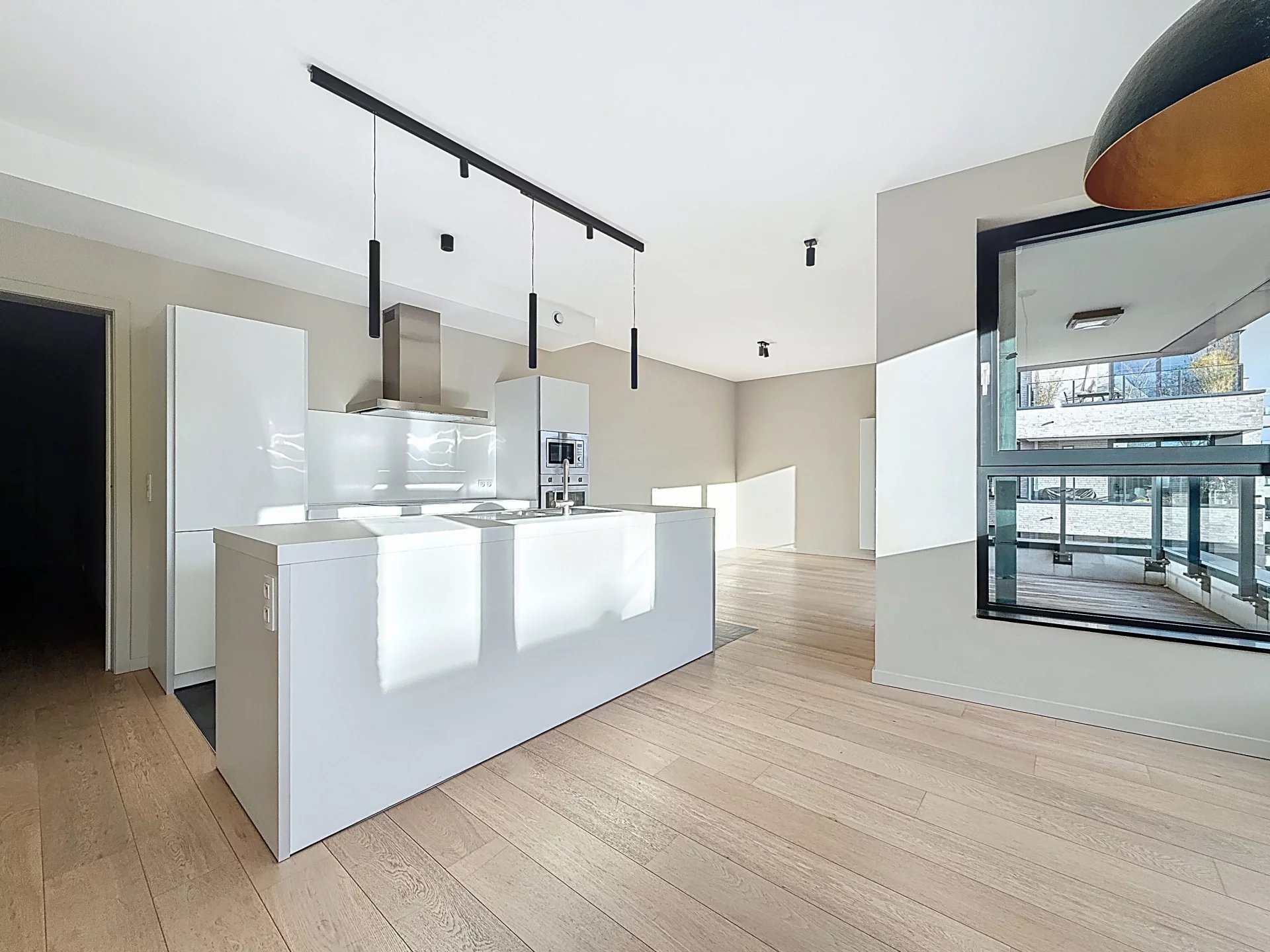 Magnificent 3-bedroom apartment with terrace