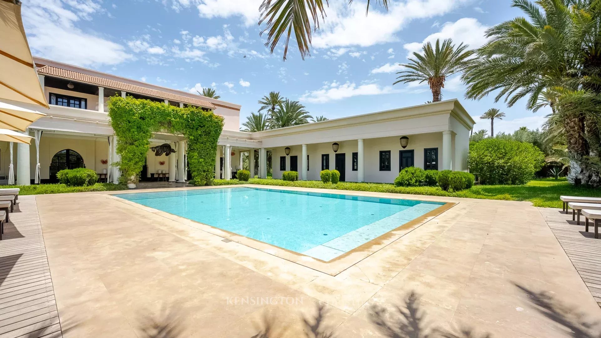 6 Bedroom Villa/Townhouse's Image 18