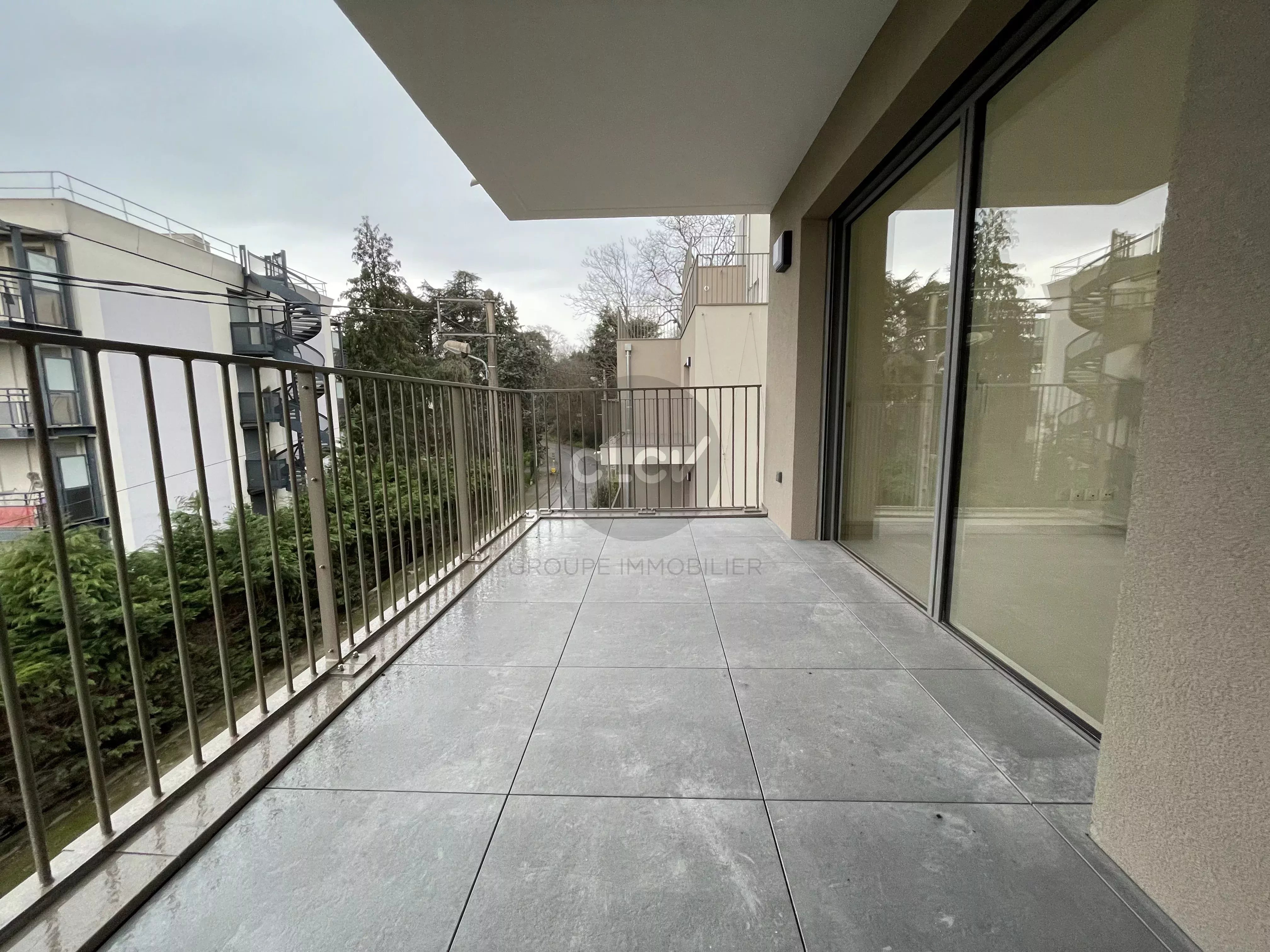 T2 Neuf avec Terrasse et Garage 69130 ECULLY