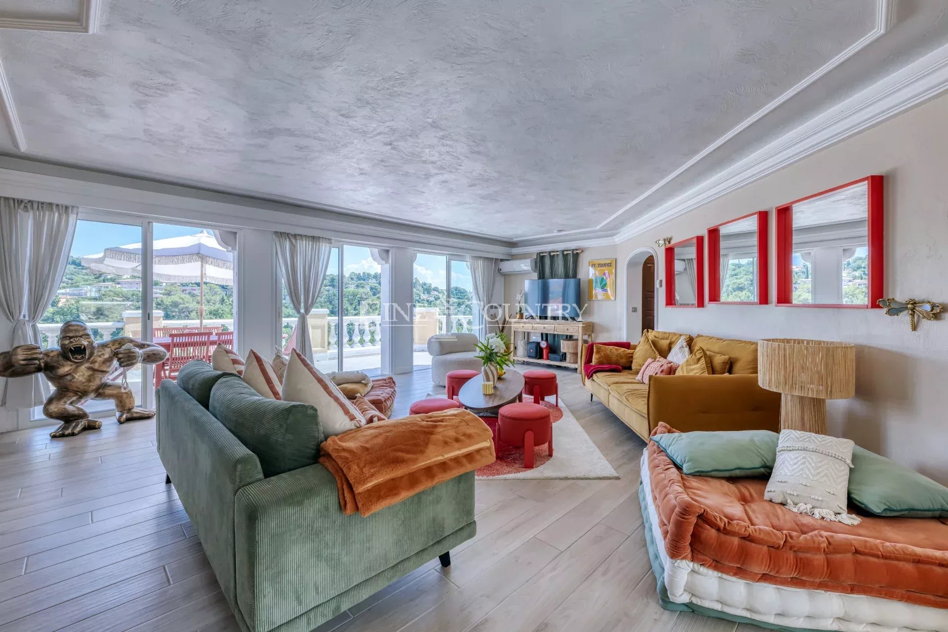 Photo of For sale  Villa in Valbonne - Panoramic view