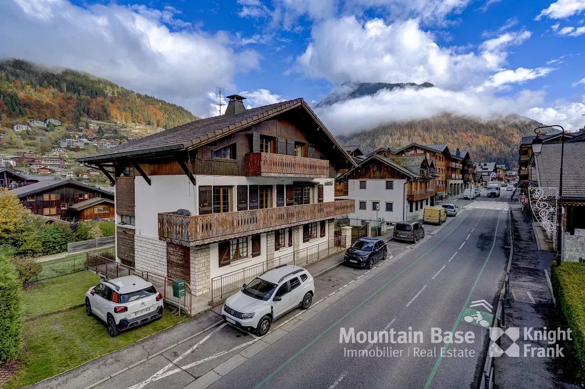 Photo of Large, detached chalet in prime central Morzine