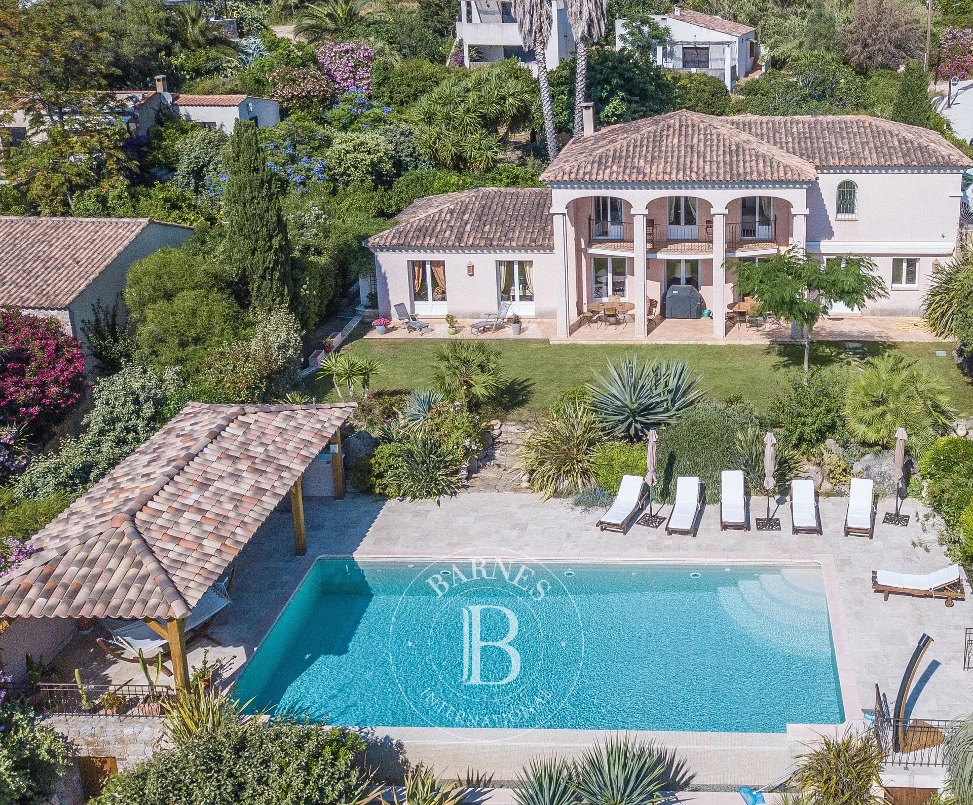 Lumio - Villa - 5 bedrooms - infinity pool - sea and mountain views - near beach - picture 4