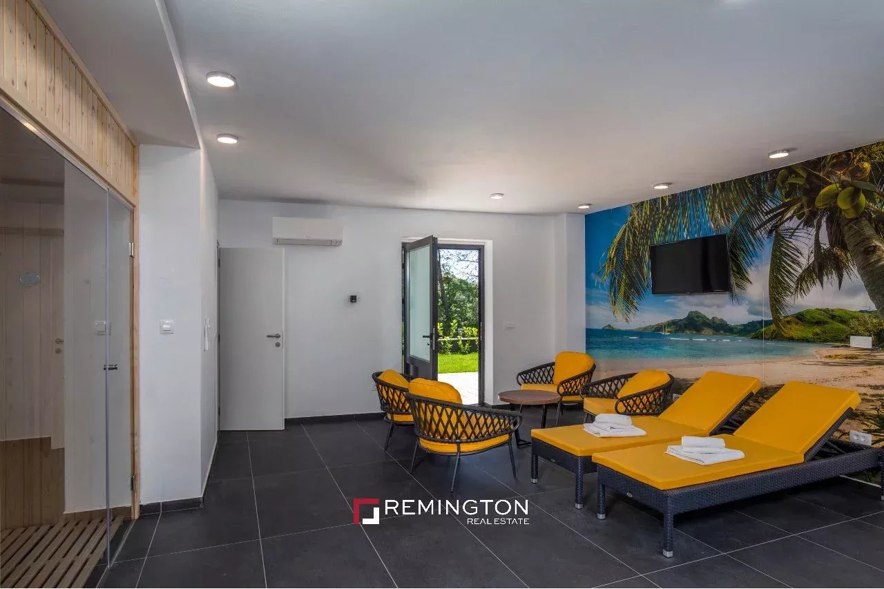 3 Bedroom Villa/Townhouse's Image 6