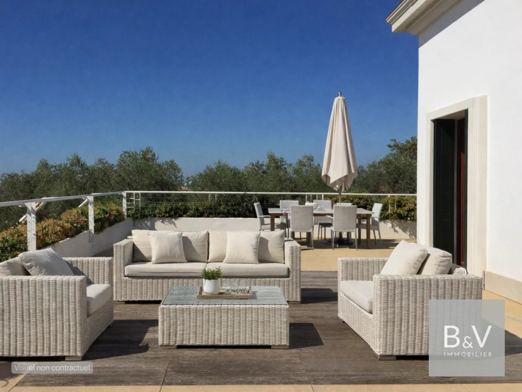 Apartment for sale in Antibes — Exceptional 2-Bedroom Apartment – 65 sqm with Terrace and Sea View