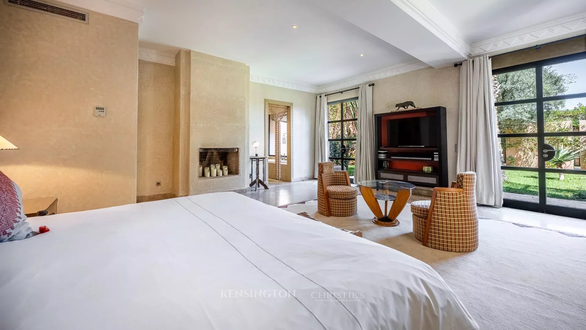 5 Bedroom Villa/Townhouse's Image 31