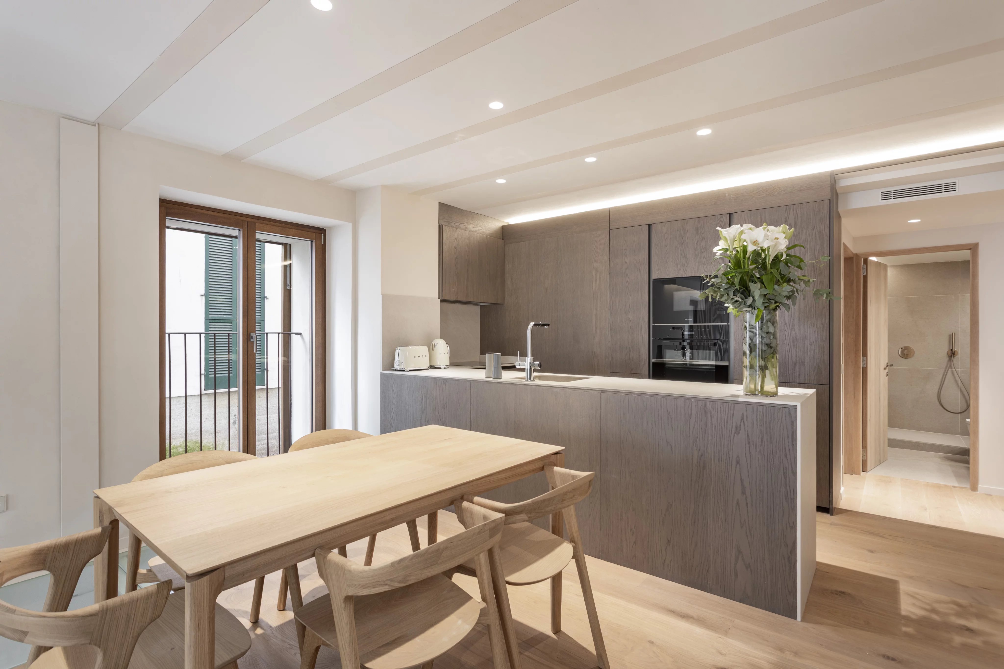 Duplex Exclusif – Un équilibre entre Histoire et Modernité