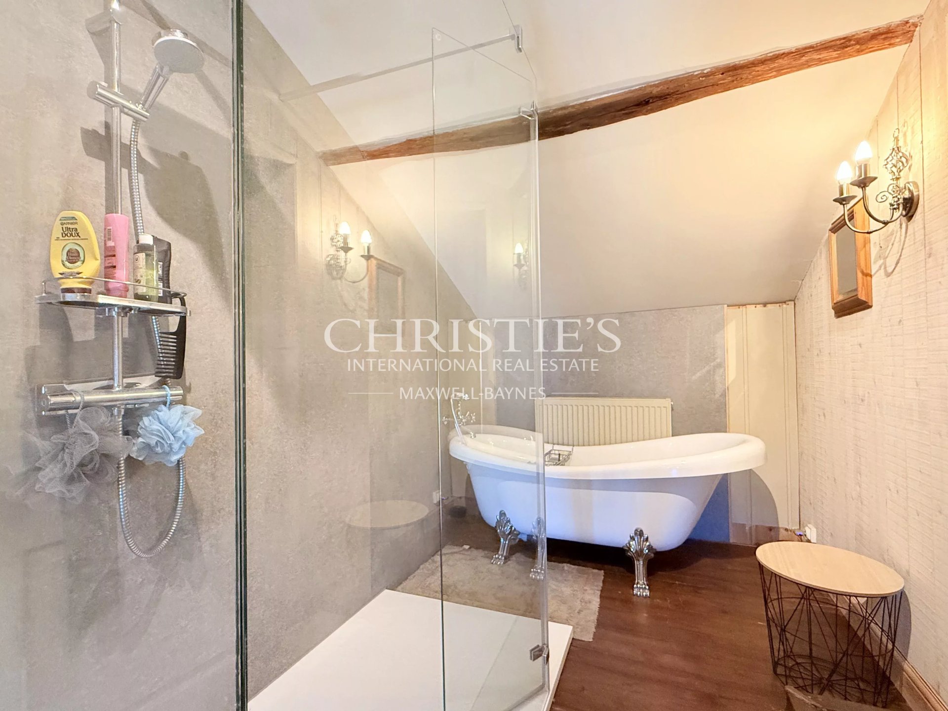 11 Bedroom Villa/Townhouse's Image 38