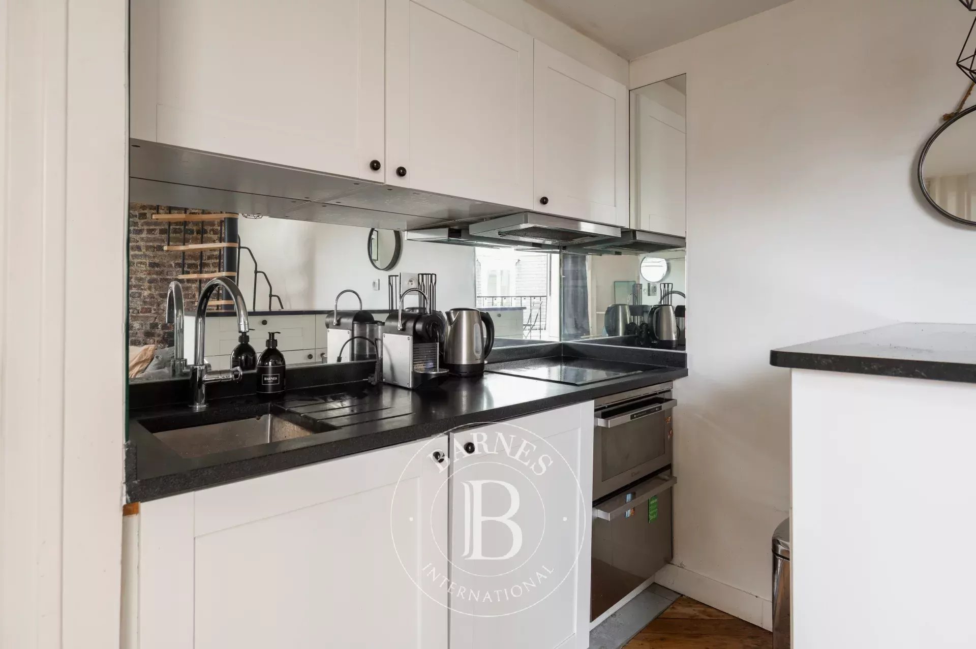 Daire Paris 18ème - picture 4