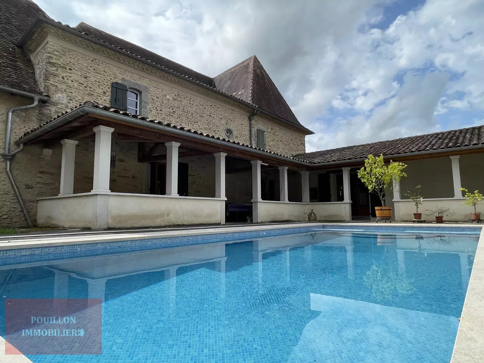 Agence immobilière de POUILLON IMMOBILIER