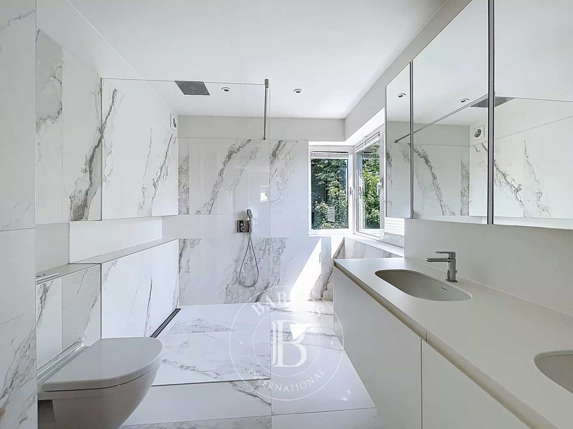 Floride Montjoie/Cavell- Penthouse d’exception - picture 15 title=