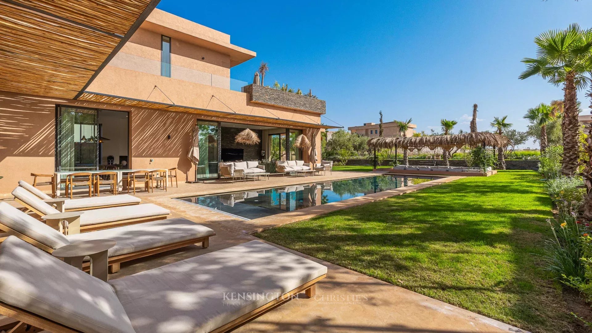 6 Bedroom Villa/Townhouse's Image 15