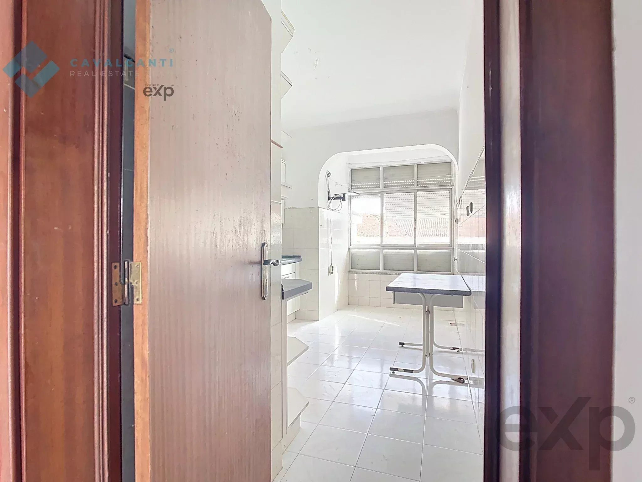 T3 for refurbishment in the heart of Carnaxide 86827812 image 7