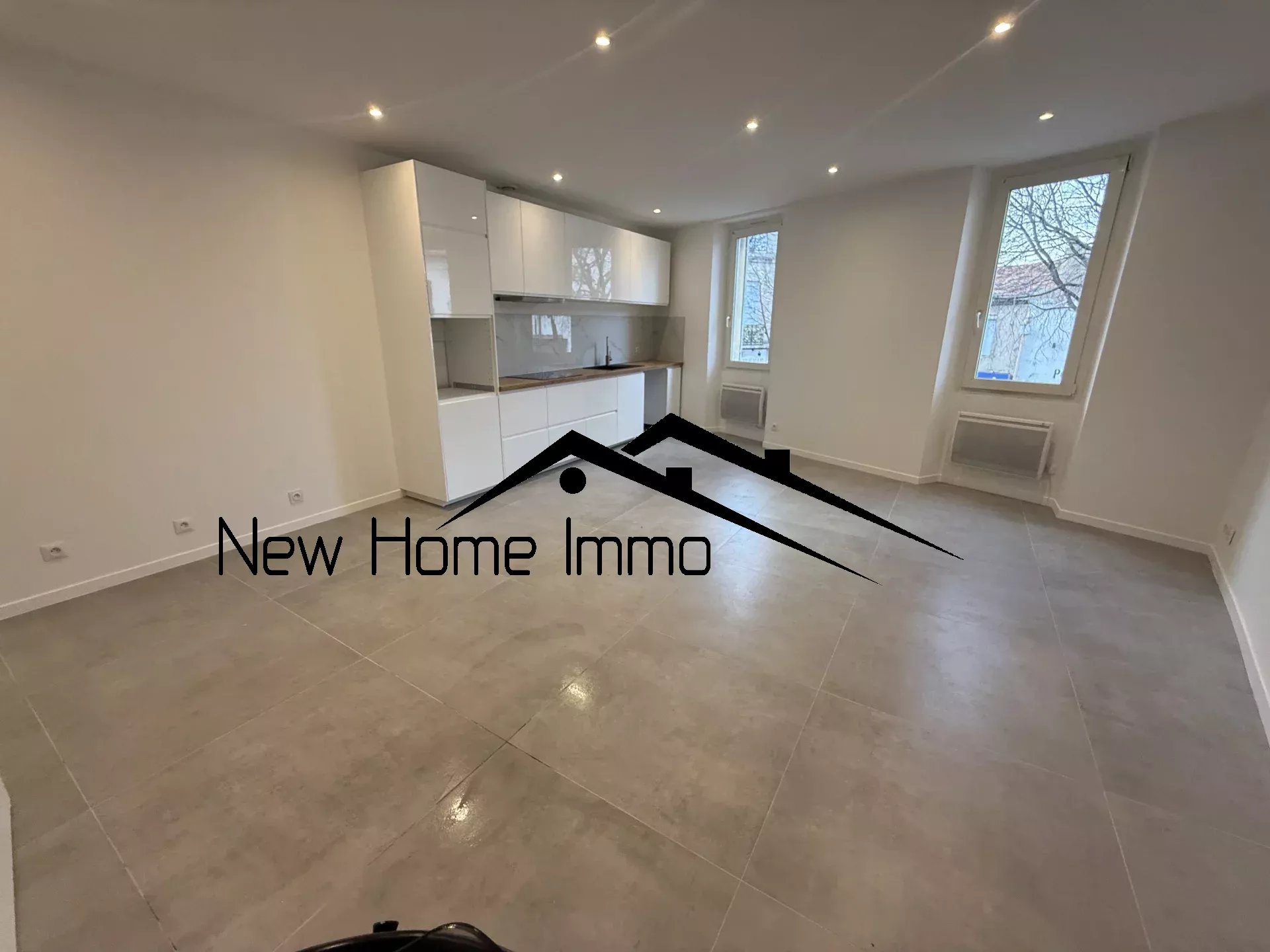 Agence immobilière de 