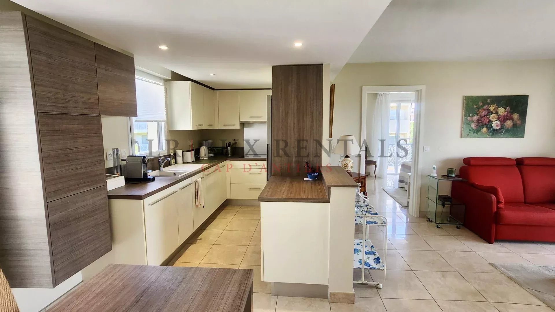 3P Juan Les Pins heart of the Pinède