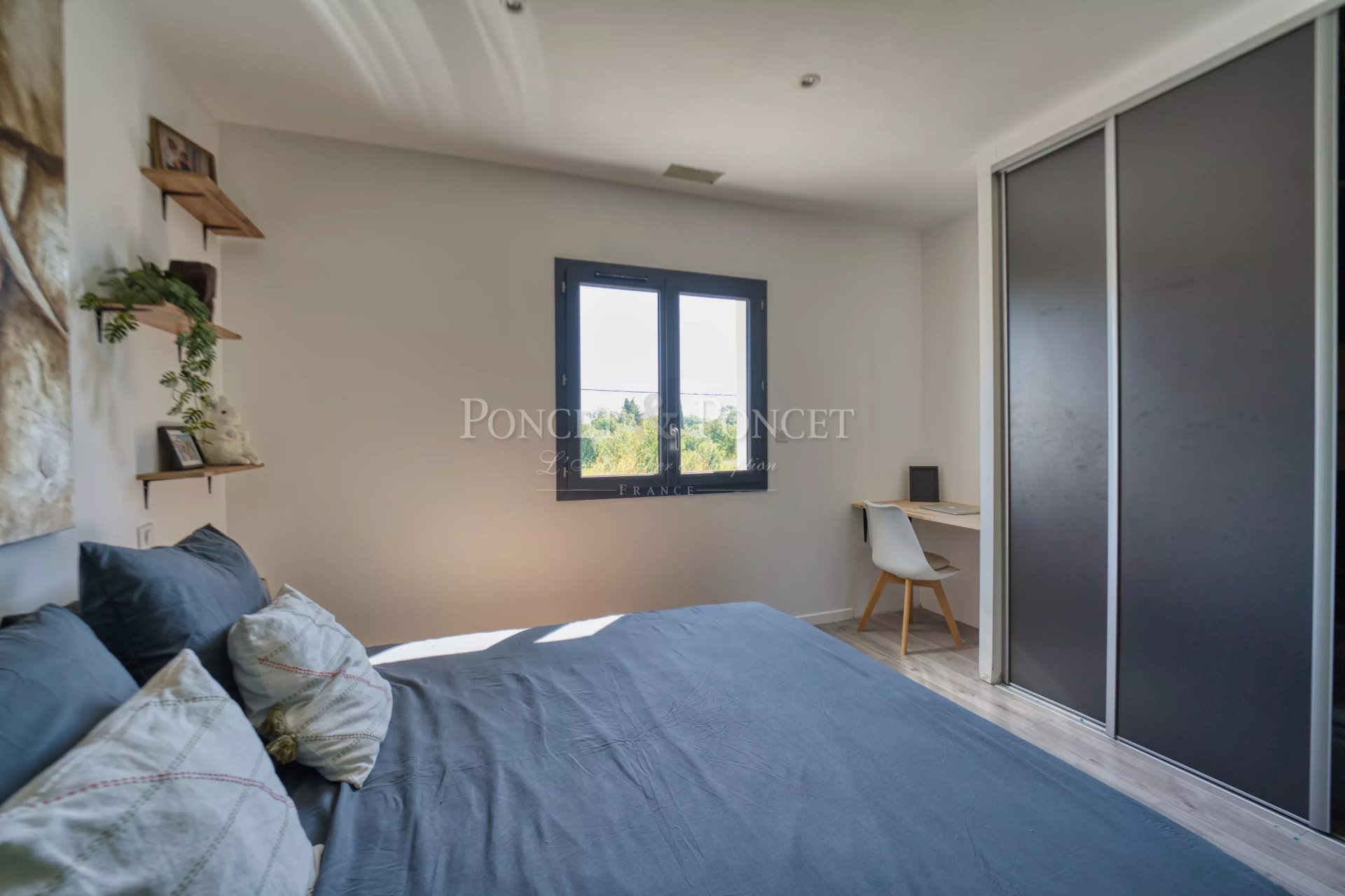 6 Bedroom Villa/Townhouse's Image 20