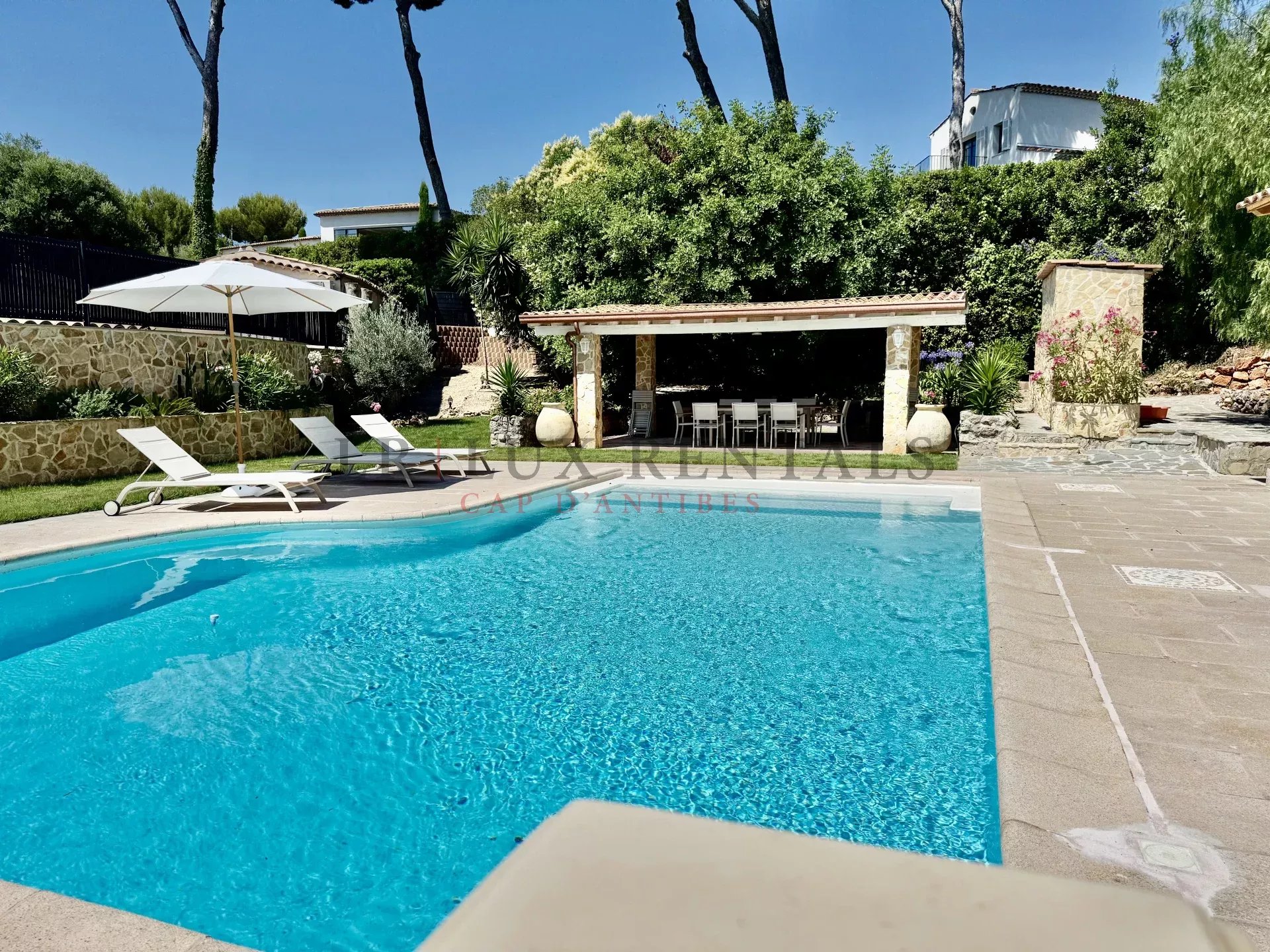 EXCLUSIVITÉ – Superbe villa Provençale