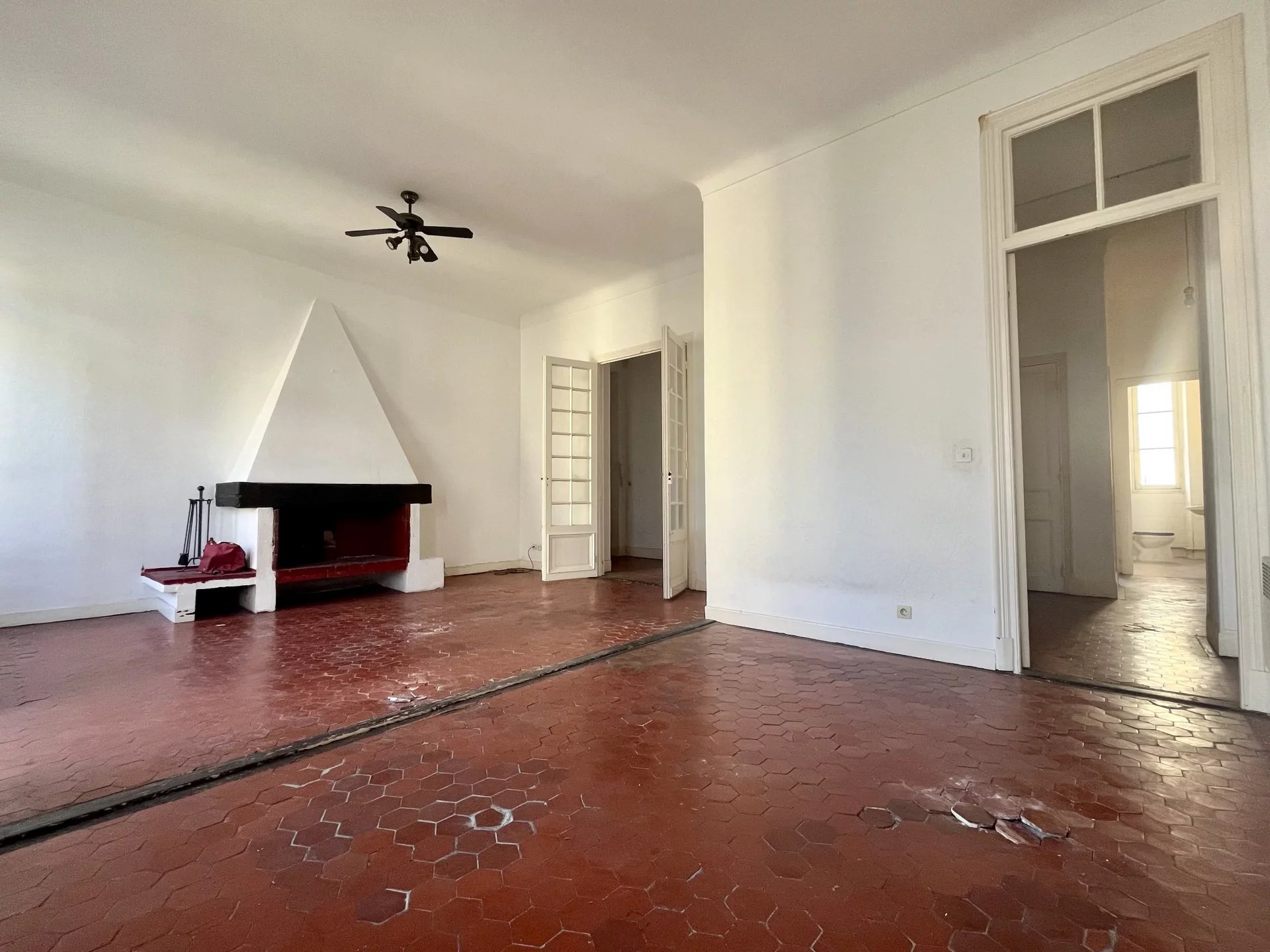 NICE VERNIER - 4 PIÈCES 120m2
