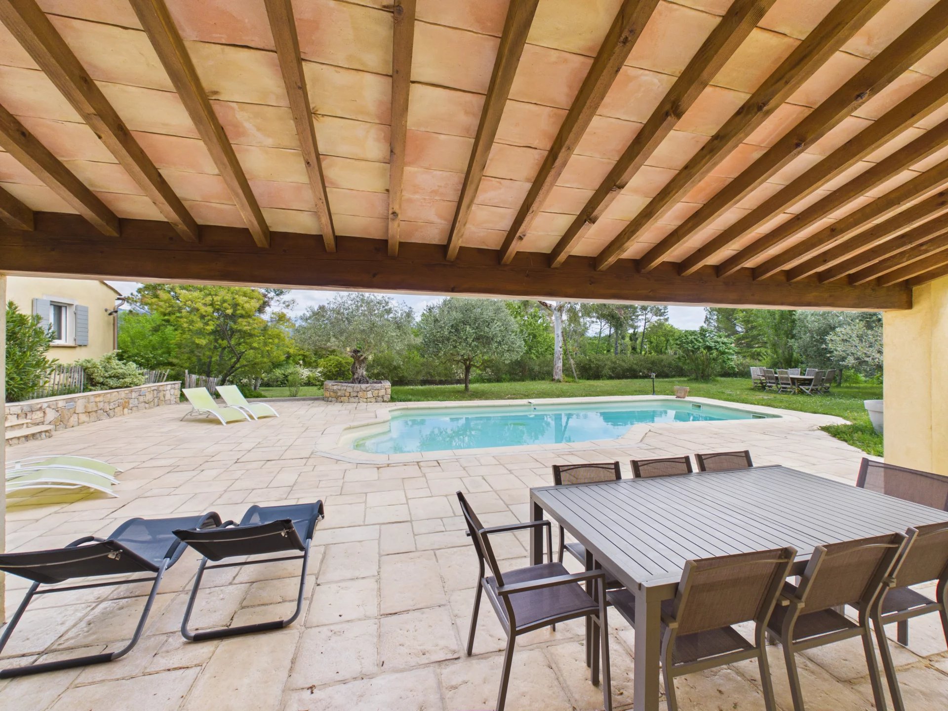 Fabulous 4 bedroom house with large Independent Studio and Swimming Pool - Fayence