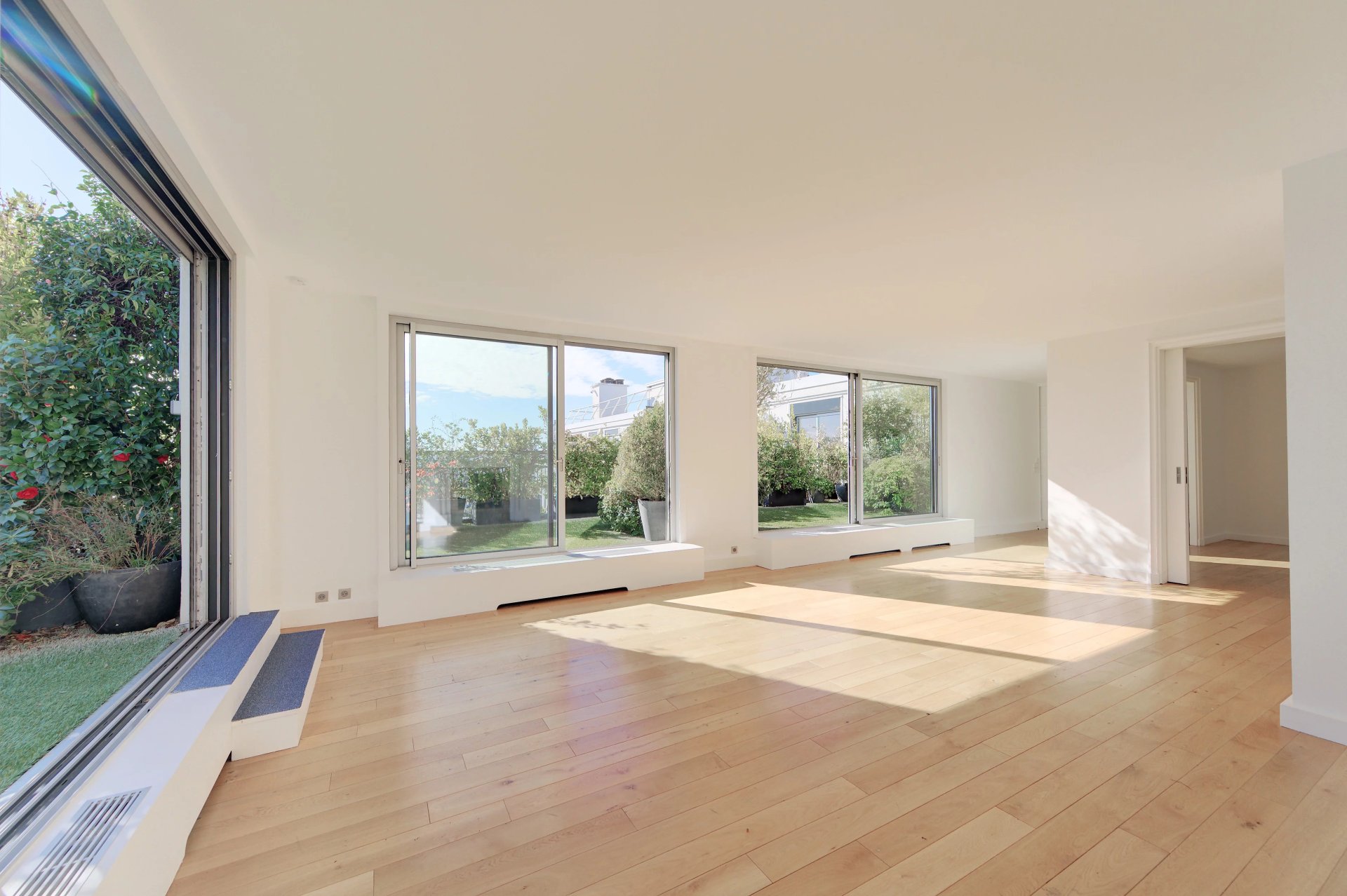 3 Bedroom Apartment/Flat's Image 4