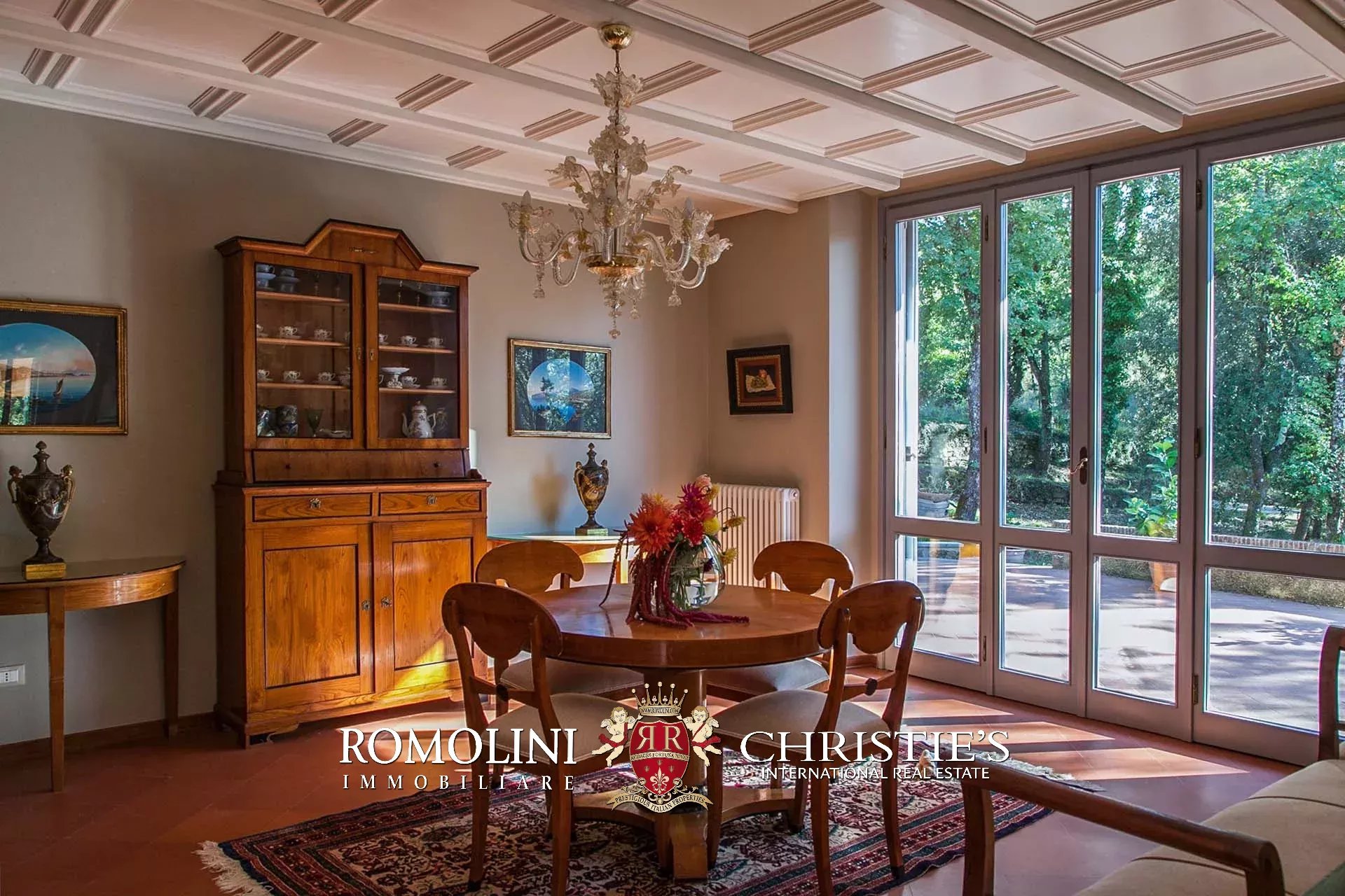 5 Bedroom Villa/Townhouse's Image 32
