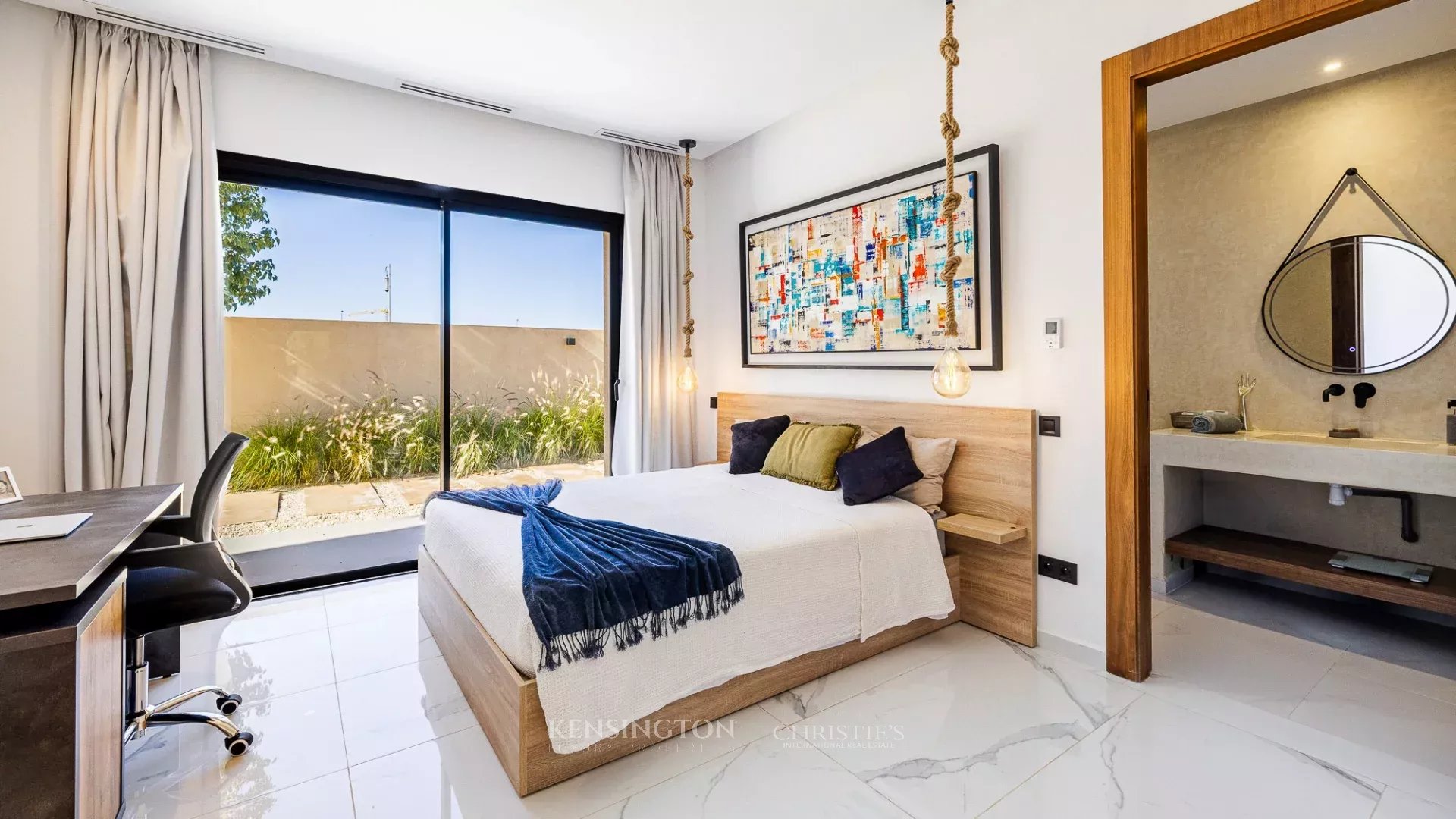 5 Bedroom Villa/Townhouse's Image 14