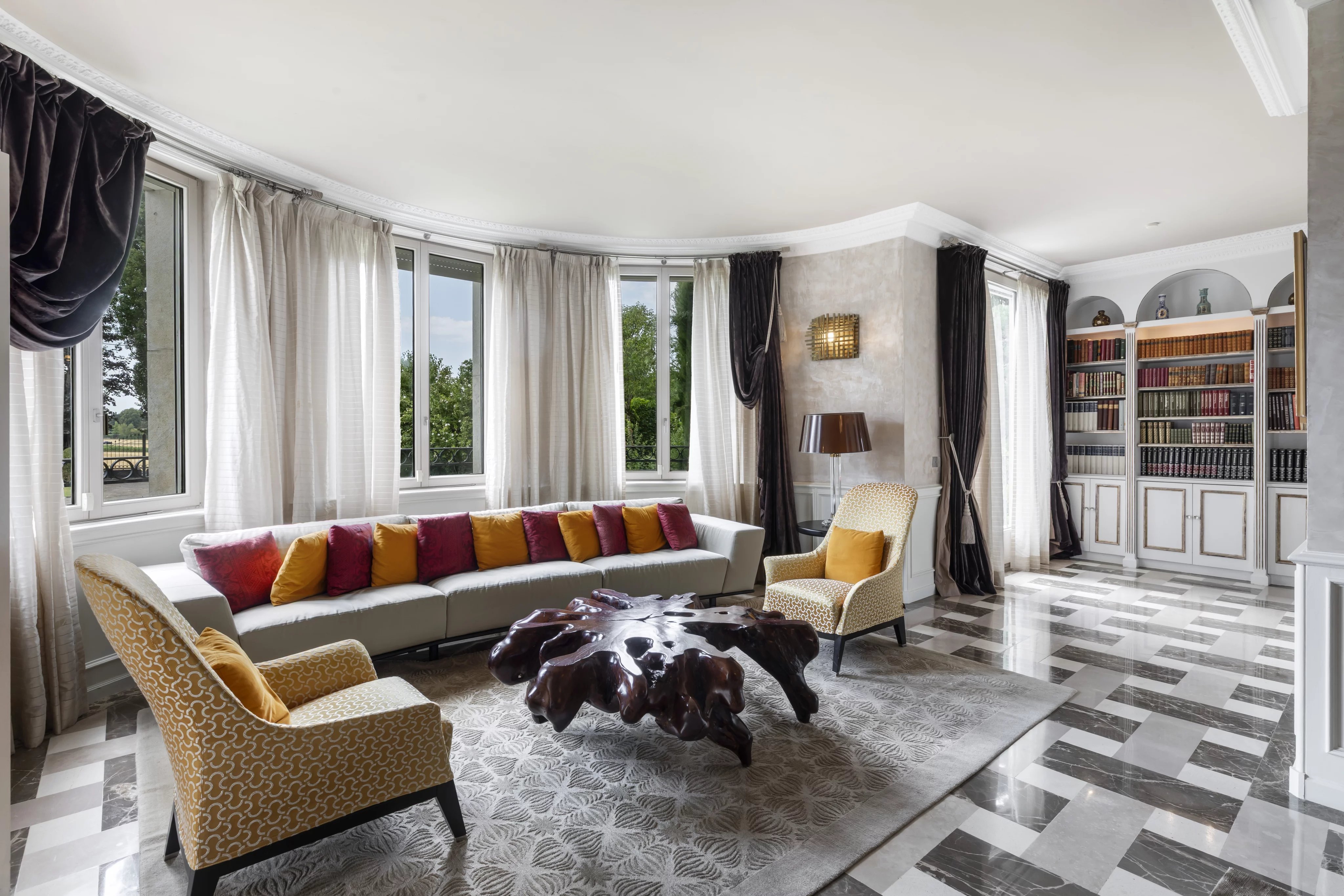 Elegant family residence in Collonge-Bellerive