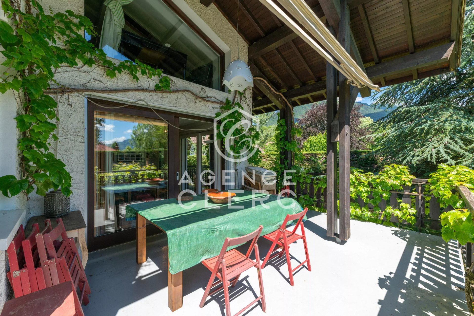7 Bedroom Villa/Townhouse's Image 5