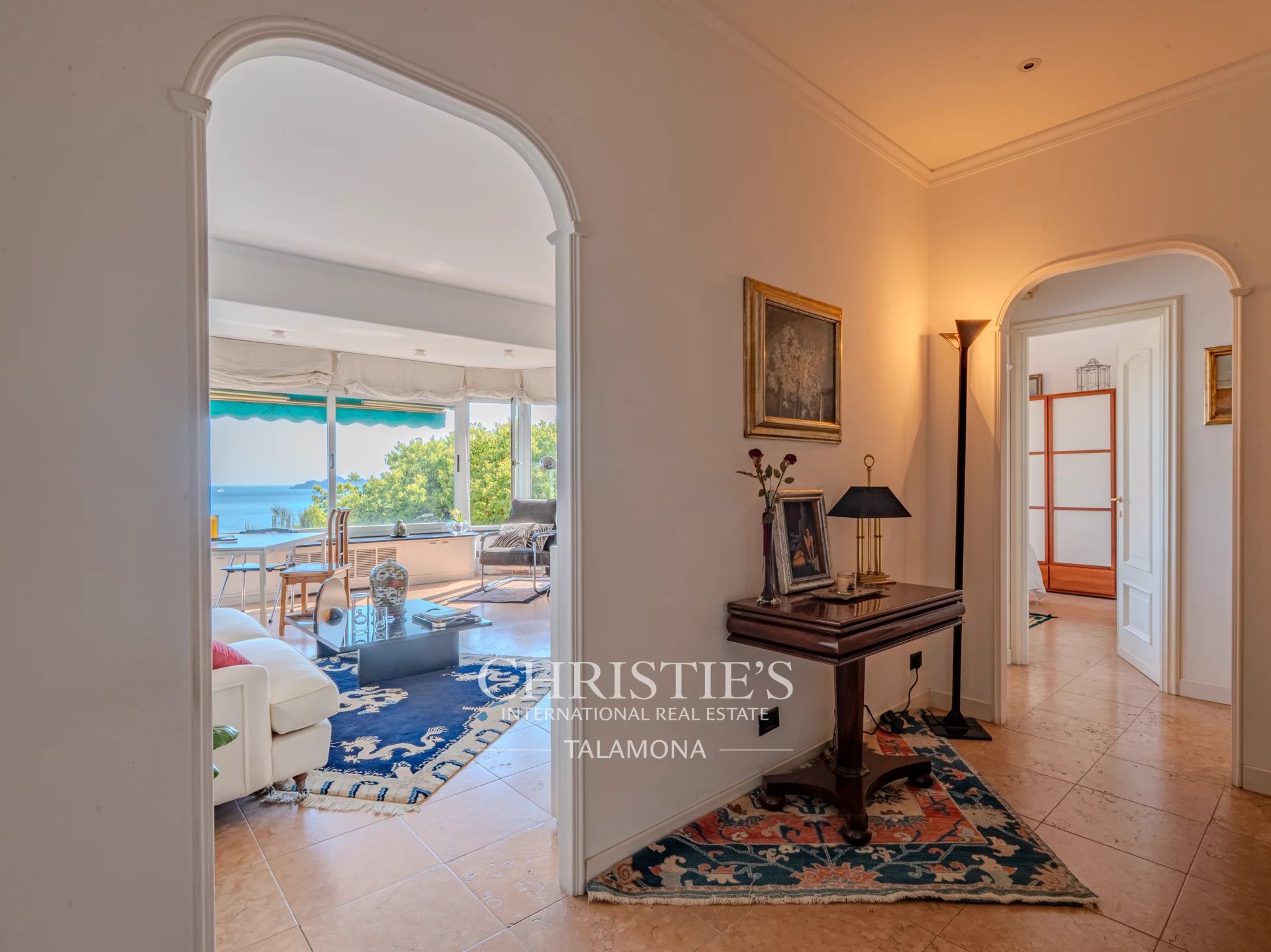 Apartment/Flat's Image 9