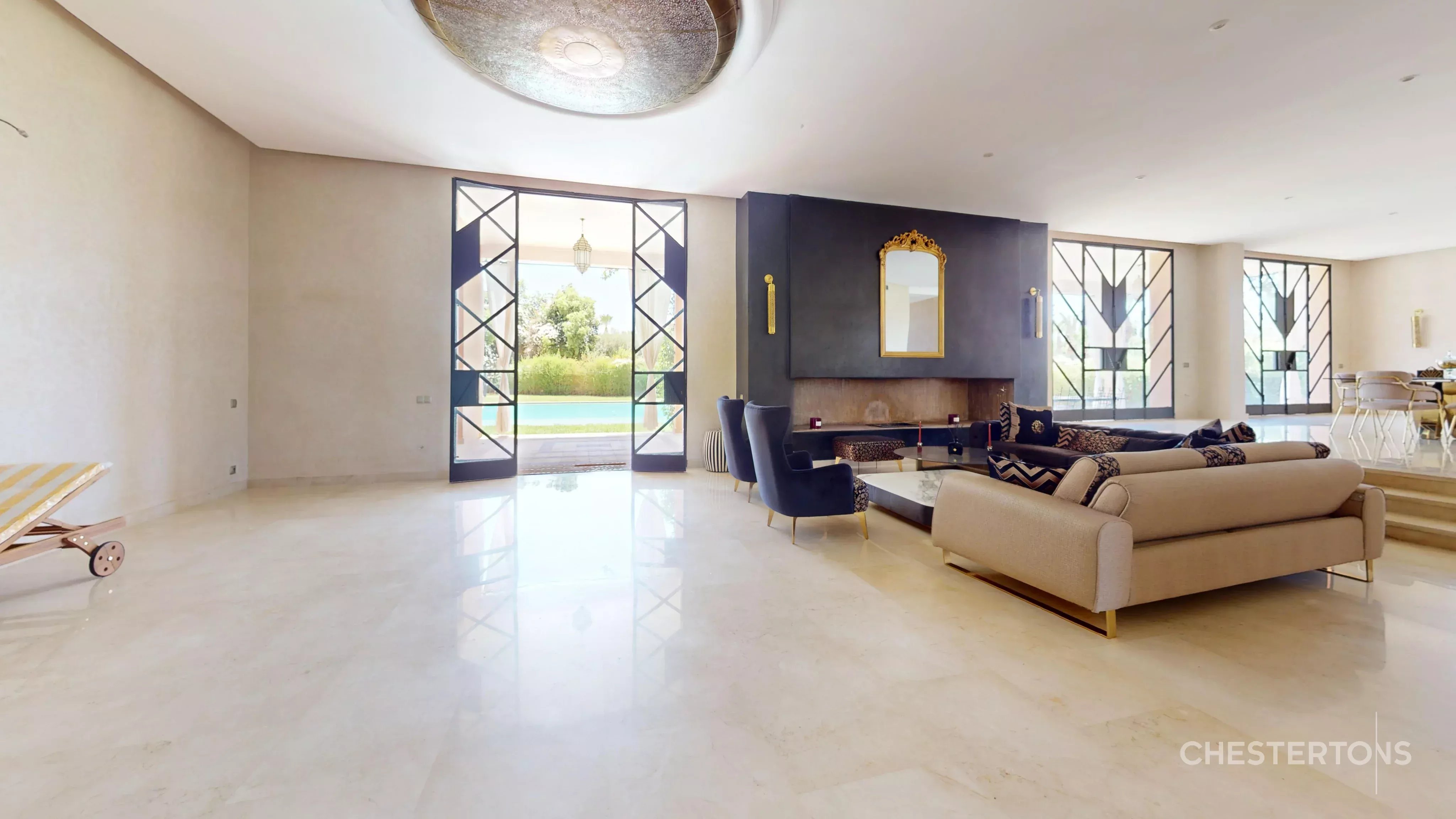  Image of Villa - 7 Bedrooms for Sale in Marrakech-Ménara-Marrakech-Morocco, Image 9