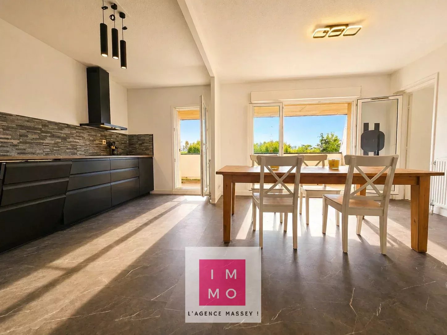 Agence immobilière de 