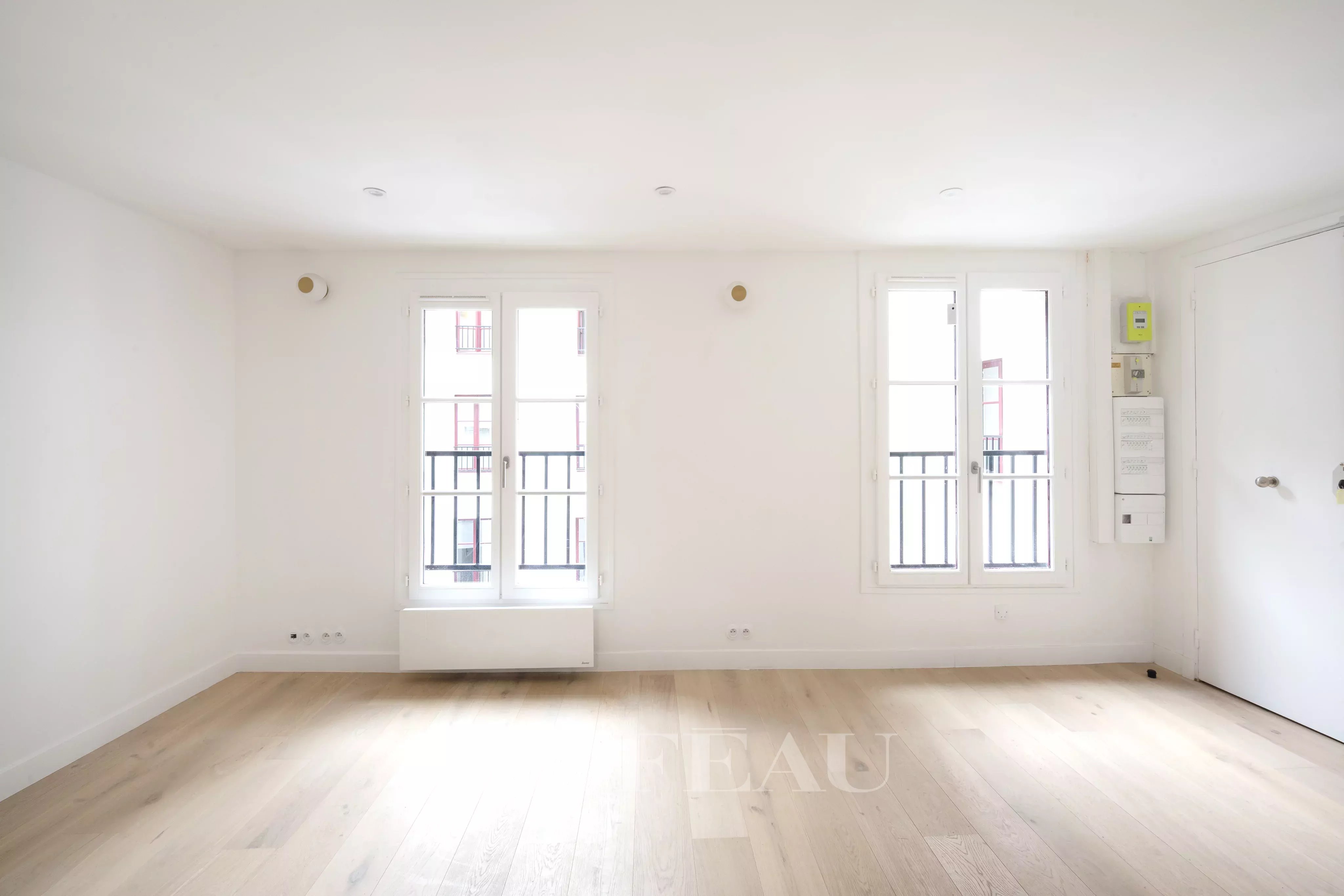 Sale Apartment Paris 3rd Sainte-Avoye