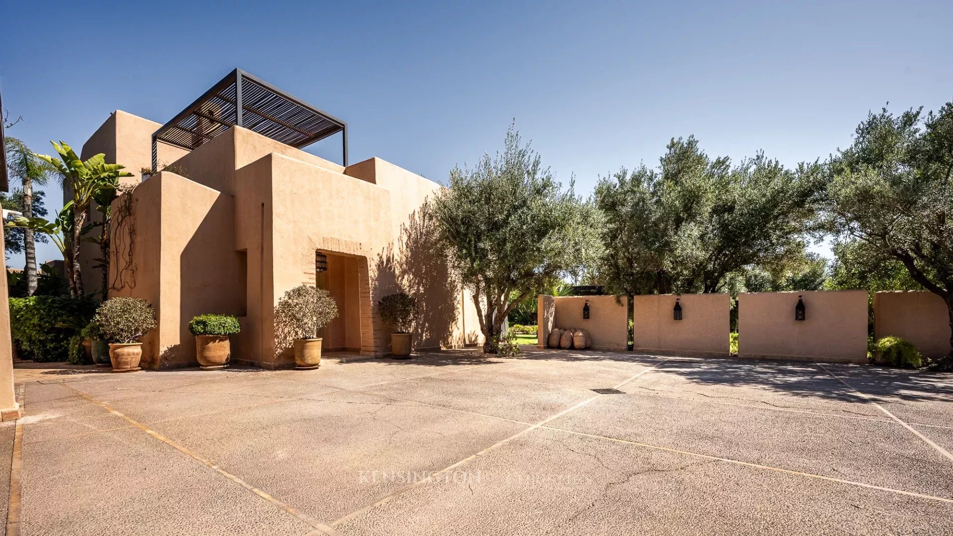 5 Bedroom Villa/Townhouse's Image 76