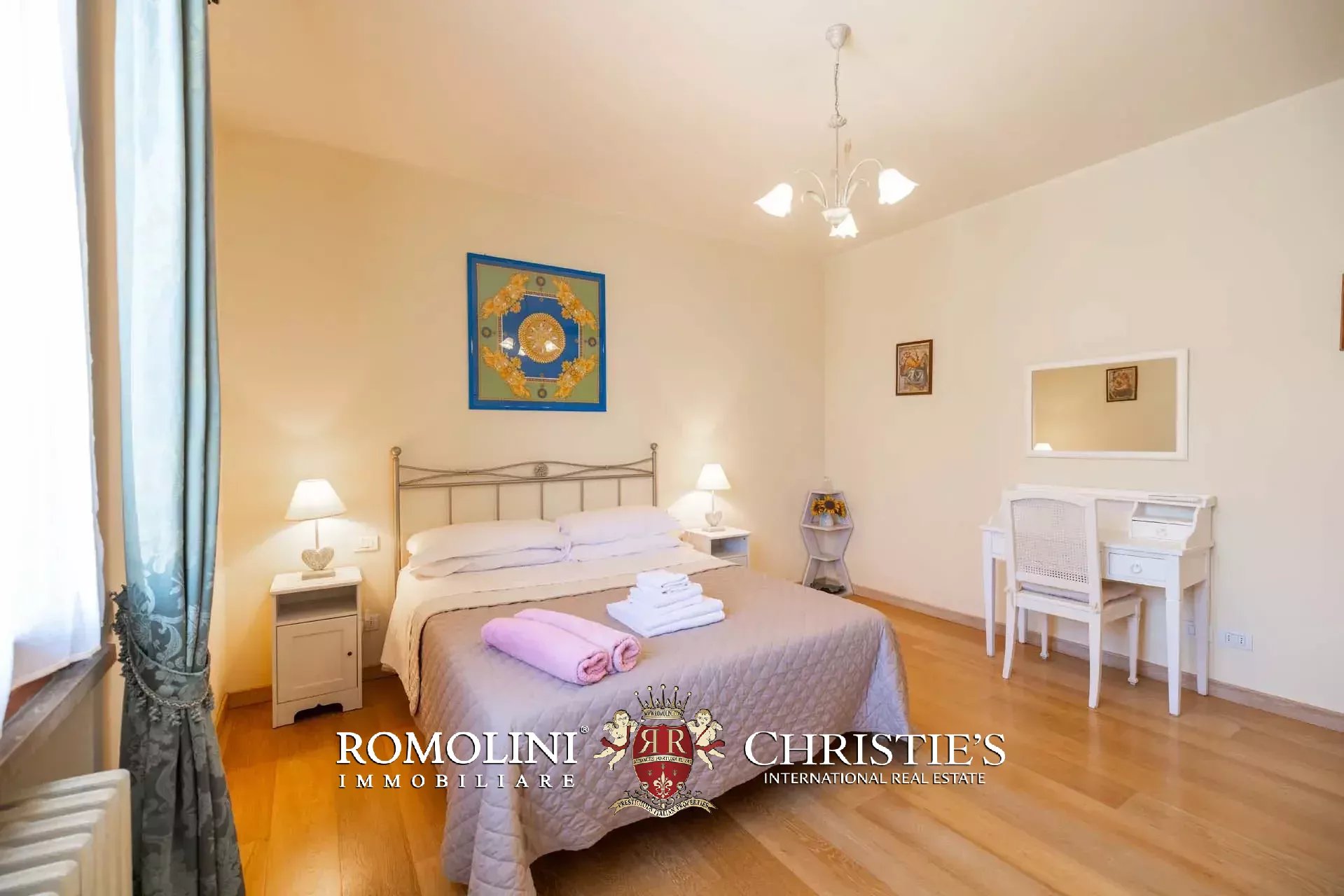 19 Bedroom Villa/Townhouse's Image 42