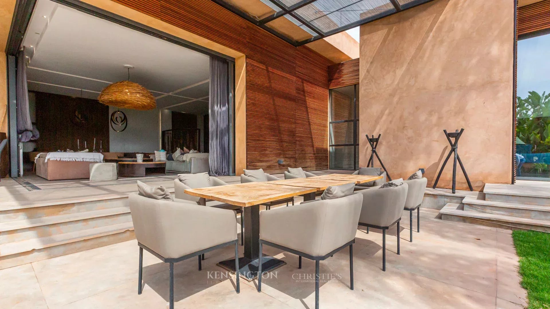 6 Bedroom Villa/Townhouse's Image 7