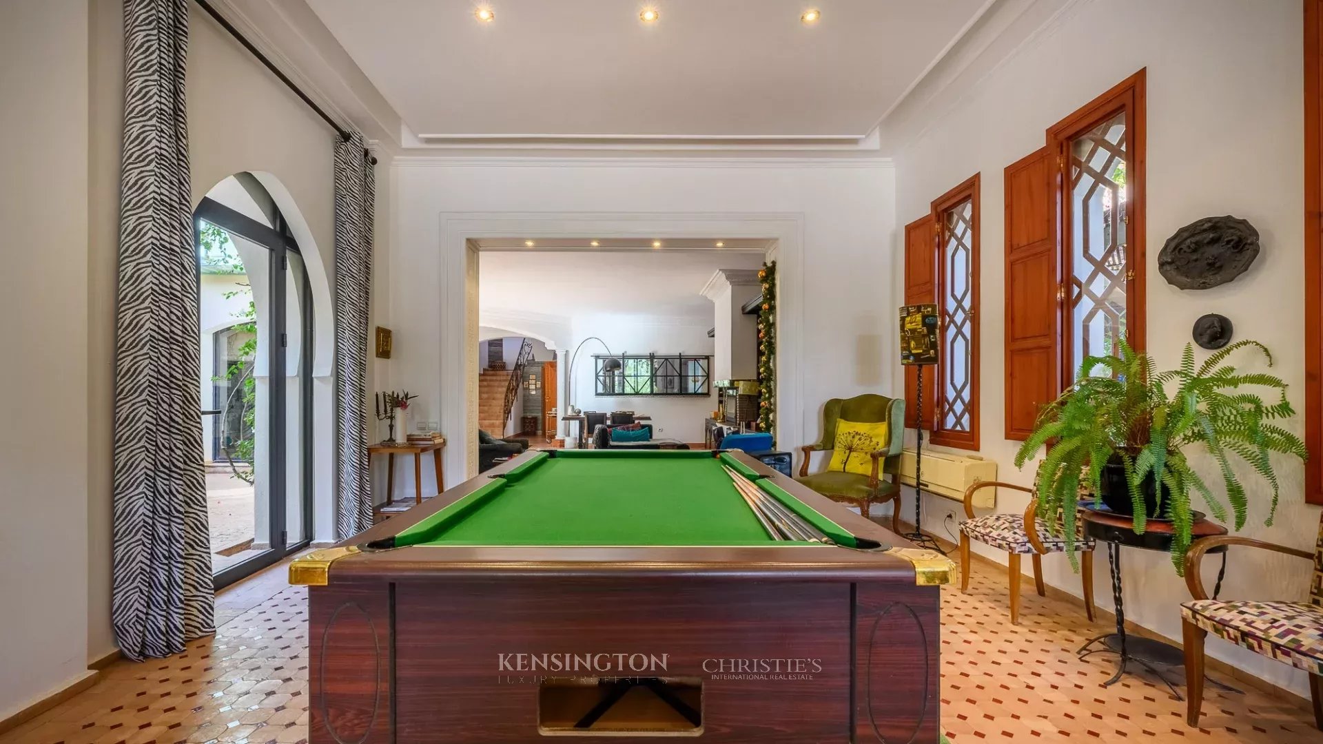5 Bedroom Villa/Townhouse's Image 4