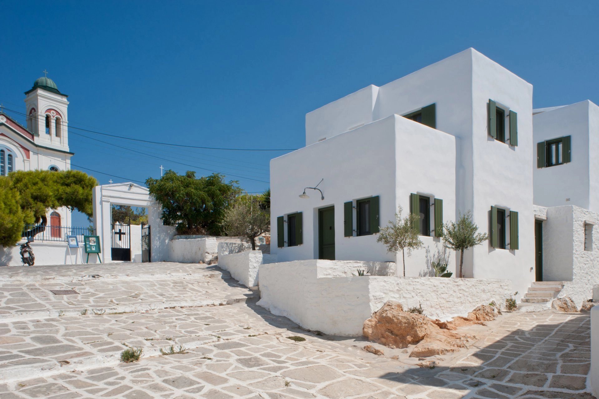 Olive - Cycladic Village House