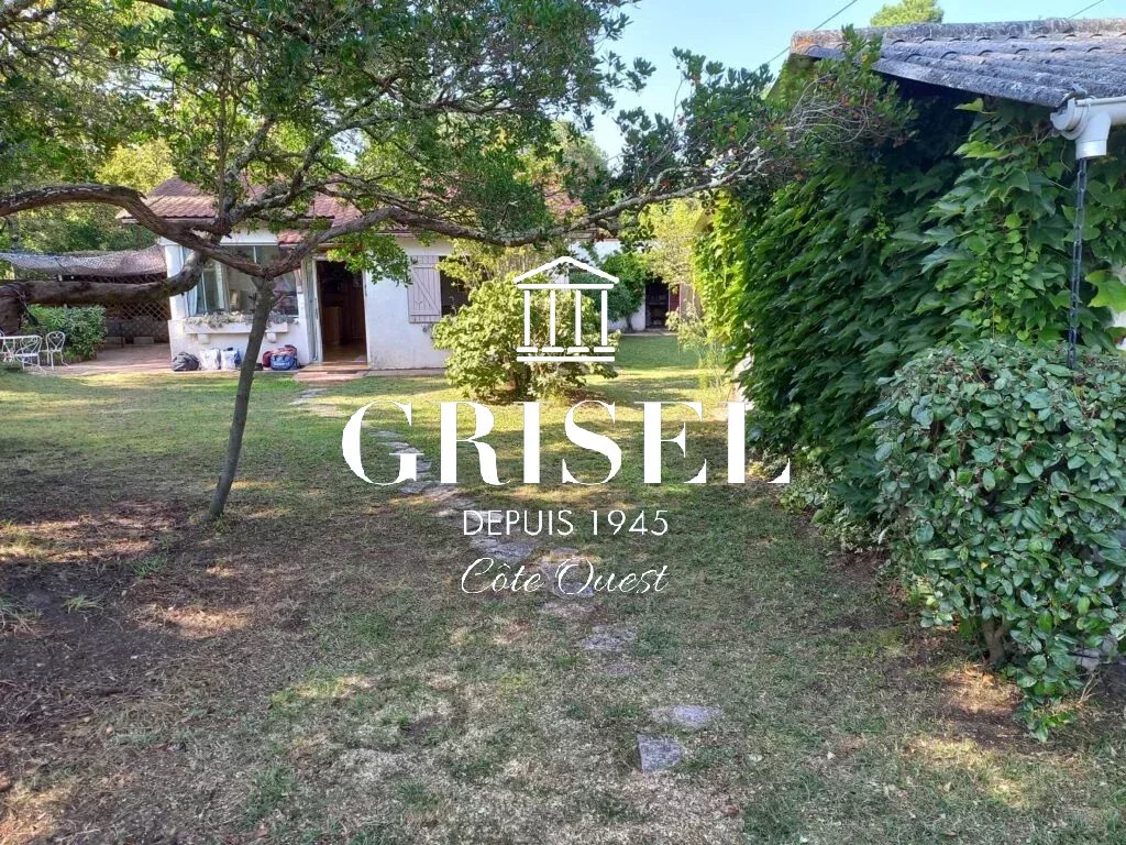 Charmante maison au centre de Piquey, au calme