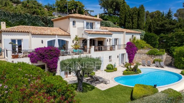 Commanding position, panoramic sea views, absolute tranquillity just a few steps from the town centre — photo 3