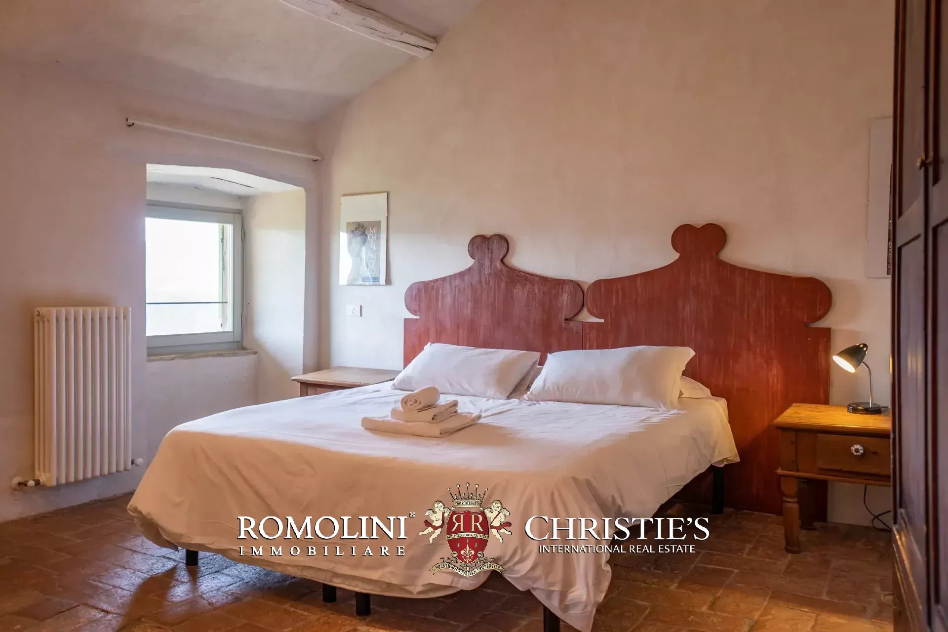 10 Bedroom Villa/Townhouse's Image 105